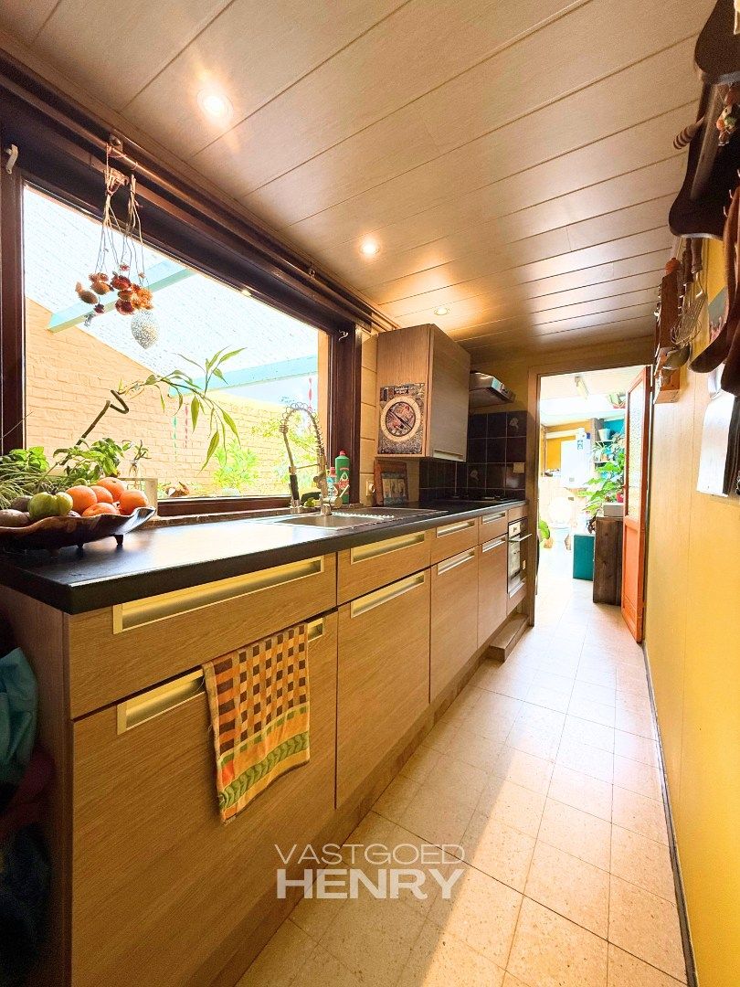 Ideale starterswoning hartje Veurne foto 9