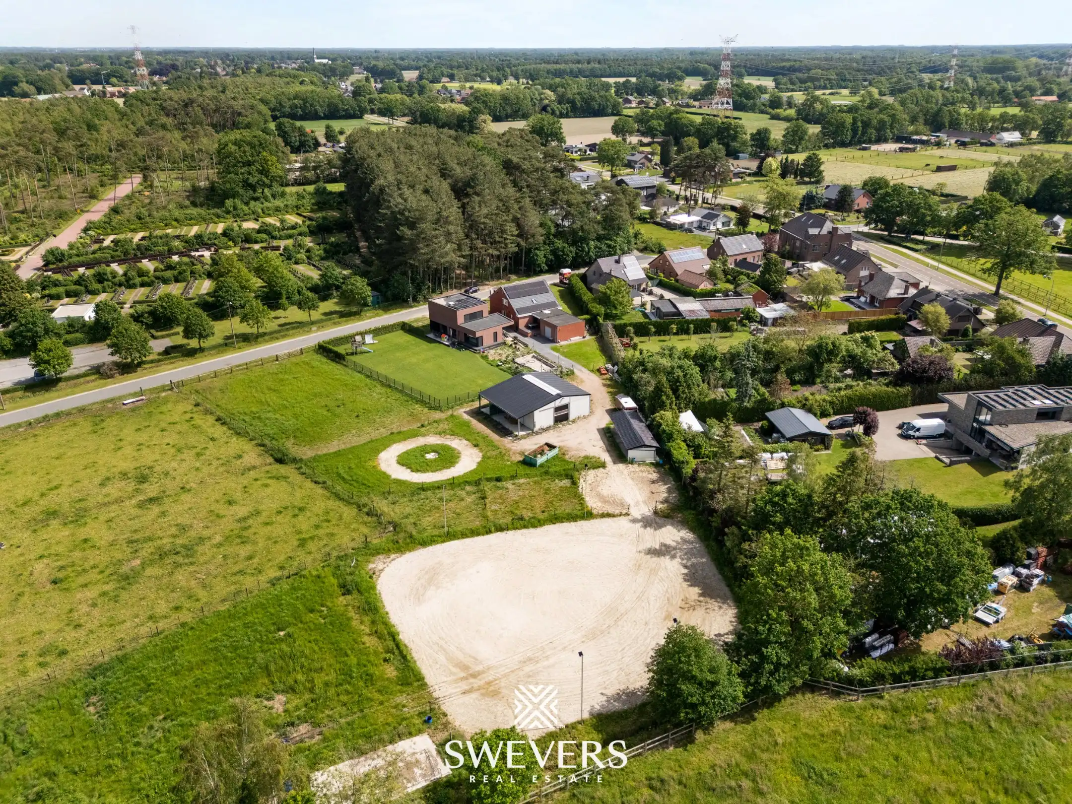 Ruime open bebouwing met 6 slaapkamers op groen perceel van 71 are foto 32