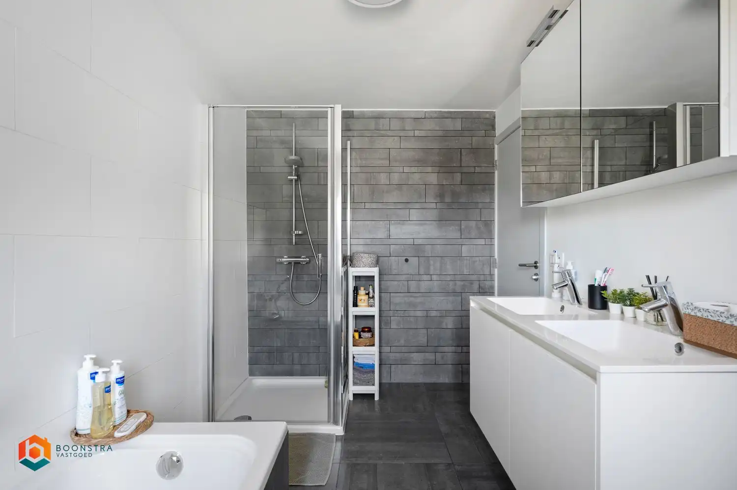Energiezuinige woning op perceel van 527 m² met 4 slpks en bureau foto 9