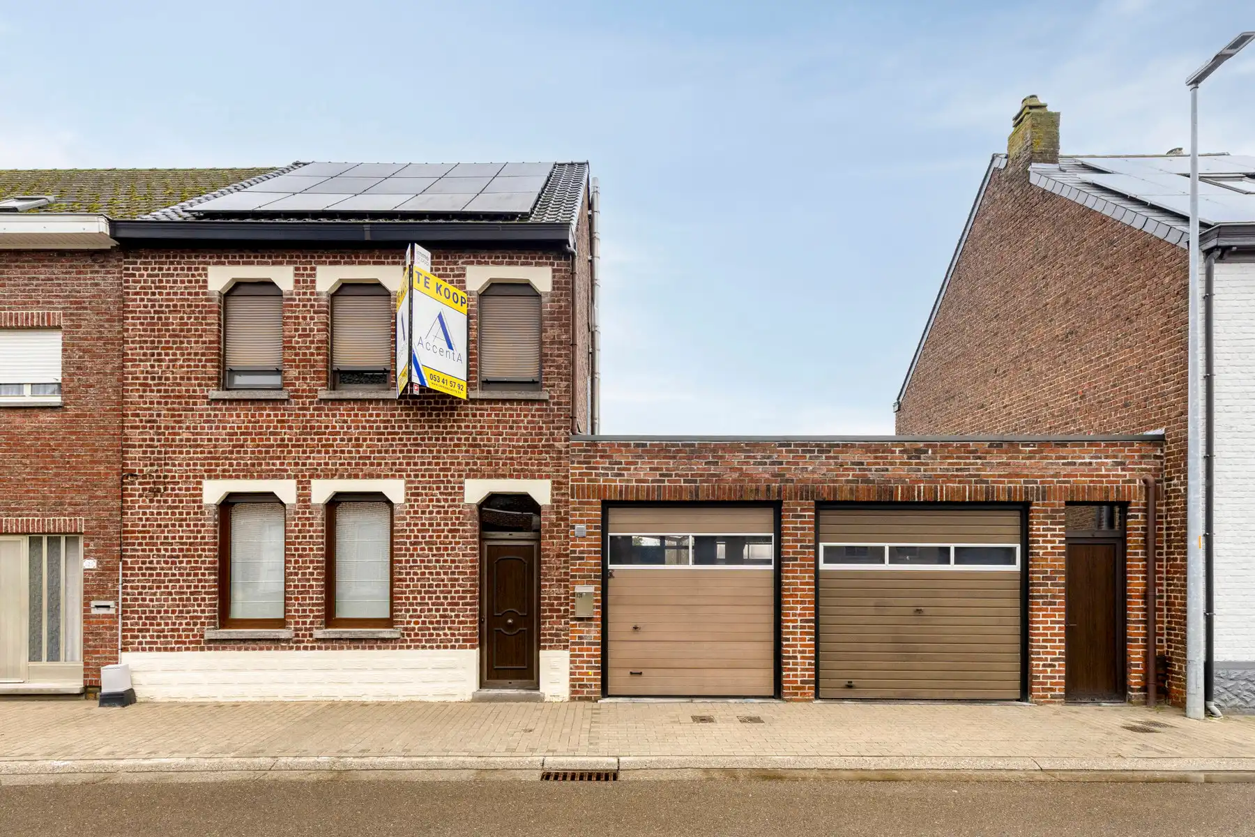 *** ONDER COMPROMIS NA 1STE BEZOEKDAG! ***  foto {{pictureIndex}}