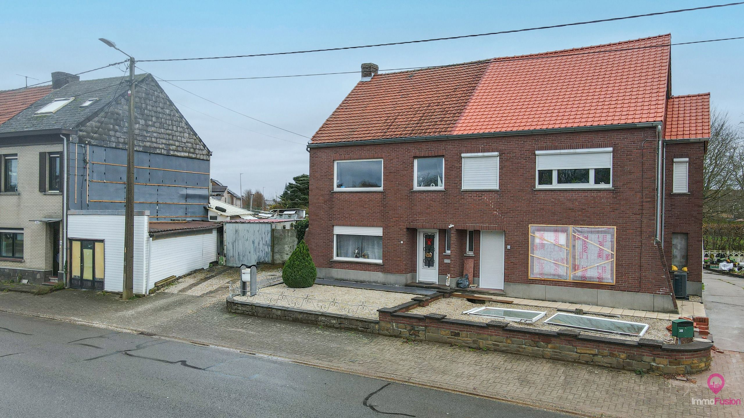 Instapklare woning met praktische indeling gelegen te Halen! foto 44