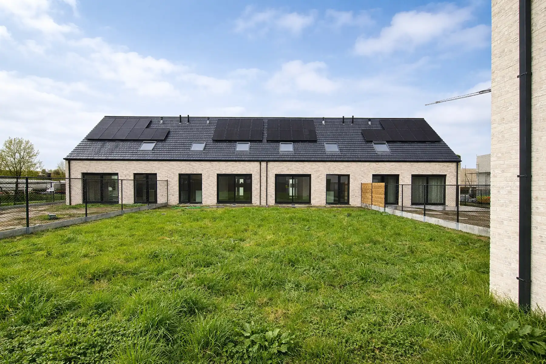 Gesloten bebouwing op de rand van Opwijk en Merchtem foto 14