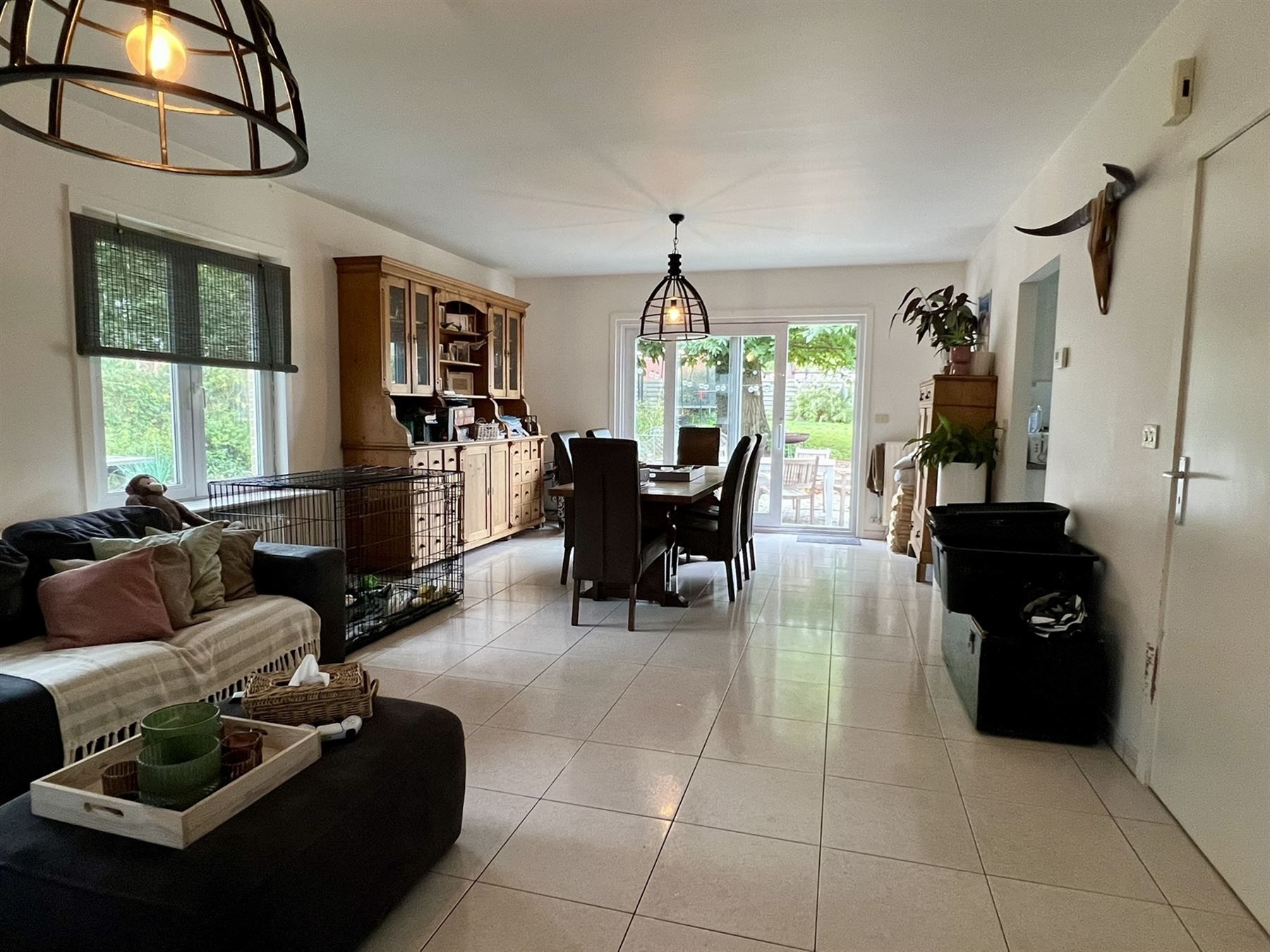 Ruime, comfortabele villa met aangename tuin foto 2