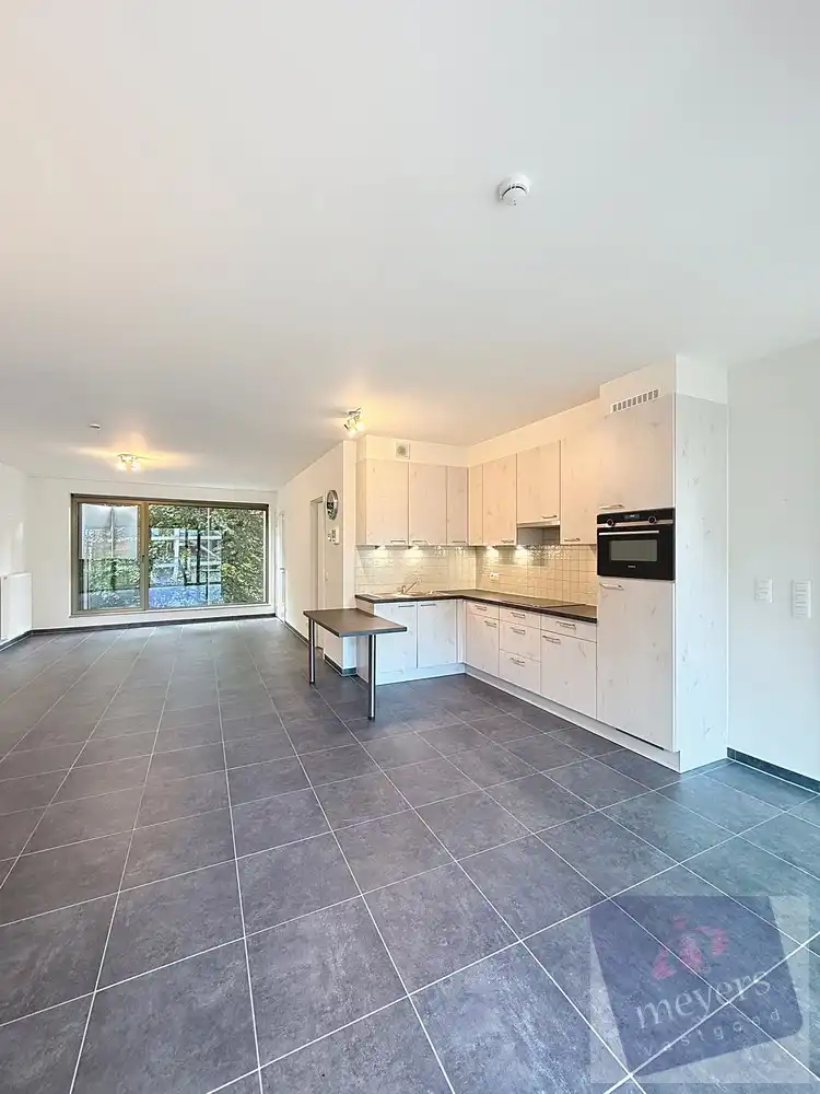 Ruime assistentiewoning met terras in het centrum van Hasselt foto 7