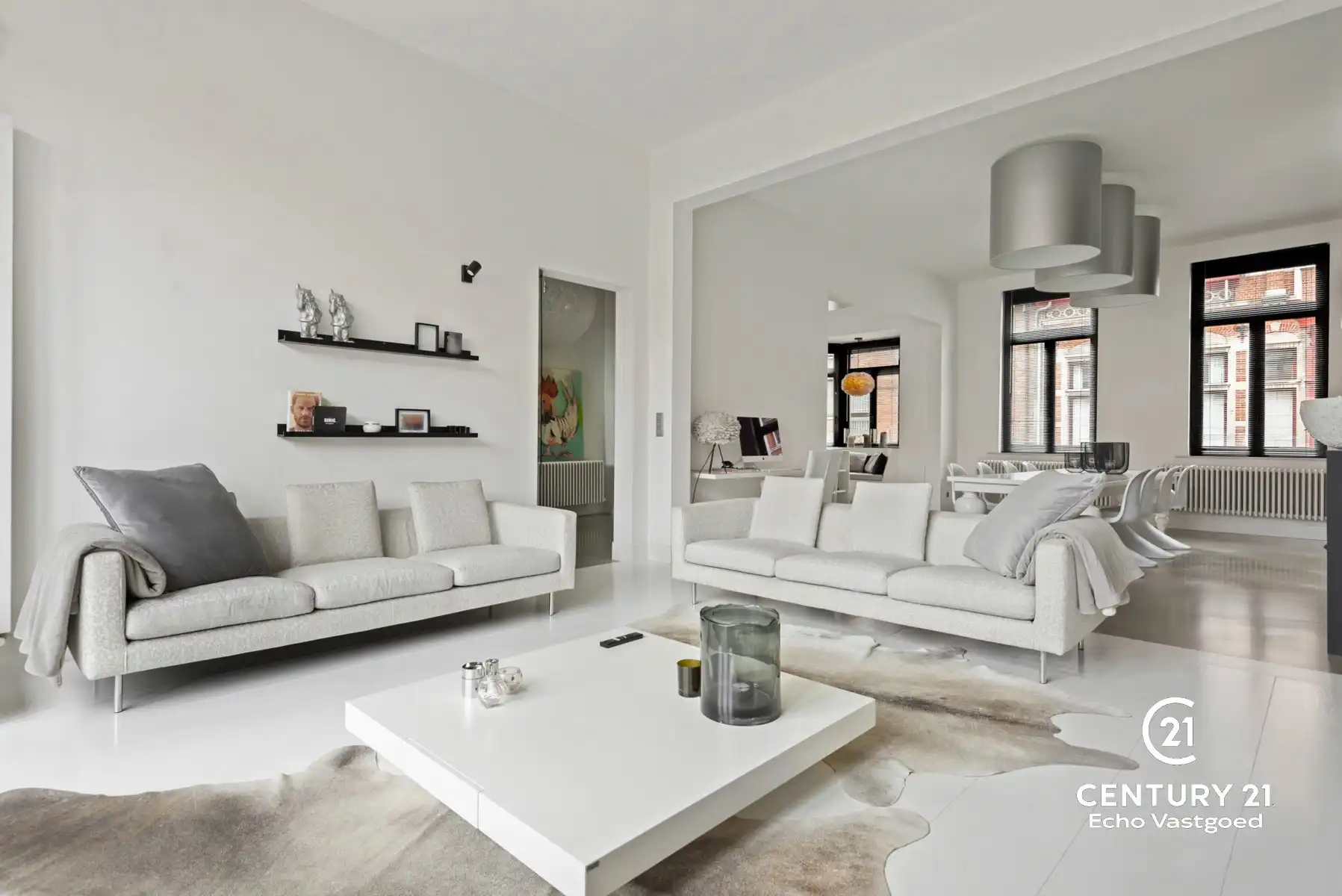 Groot handelspand met luxe duplexappartement en grote garage foto 14