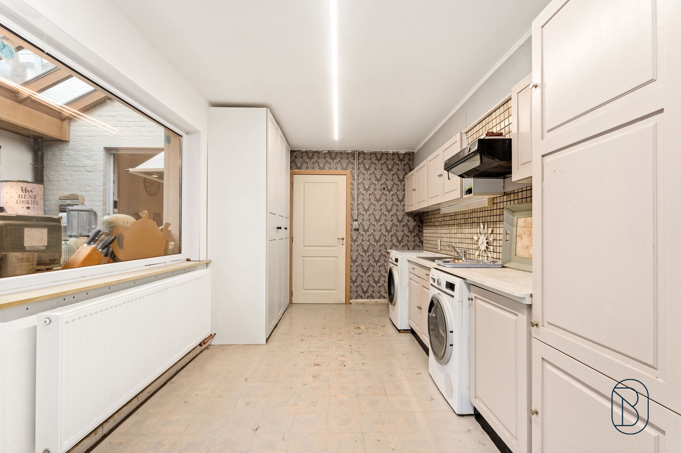 Volledig instapklare woning met tuin & parking in Aalbeke foto 5