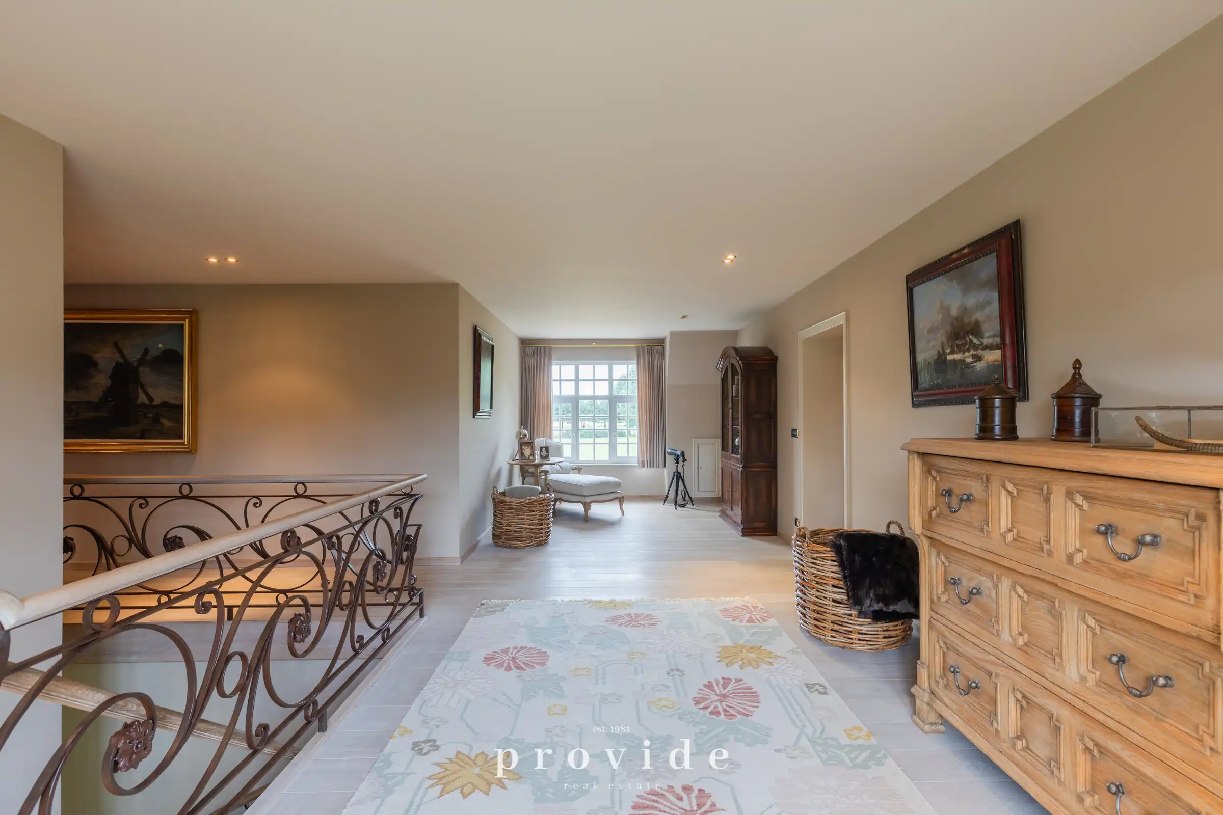 Exclusieve villa op royaal domein in groene omgeving foto 11