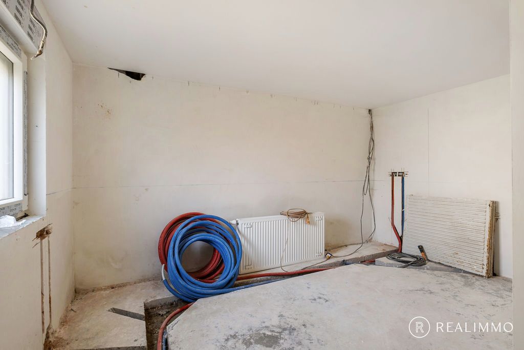 Deels gerenoveerde fermette op toplocatie! foto 11