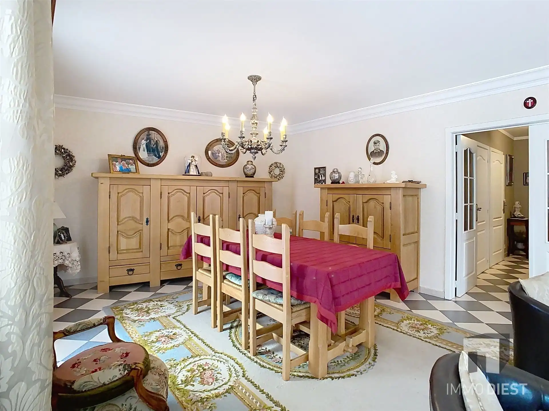 Topligging: gelijkvloers appartement mét garage en kelder foto 9