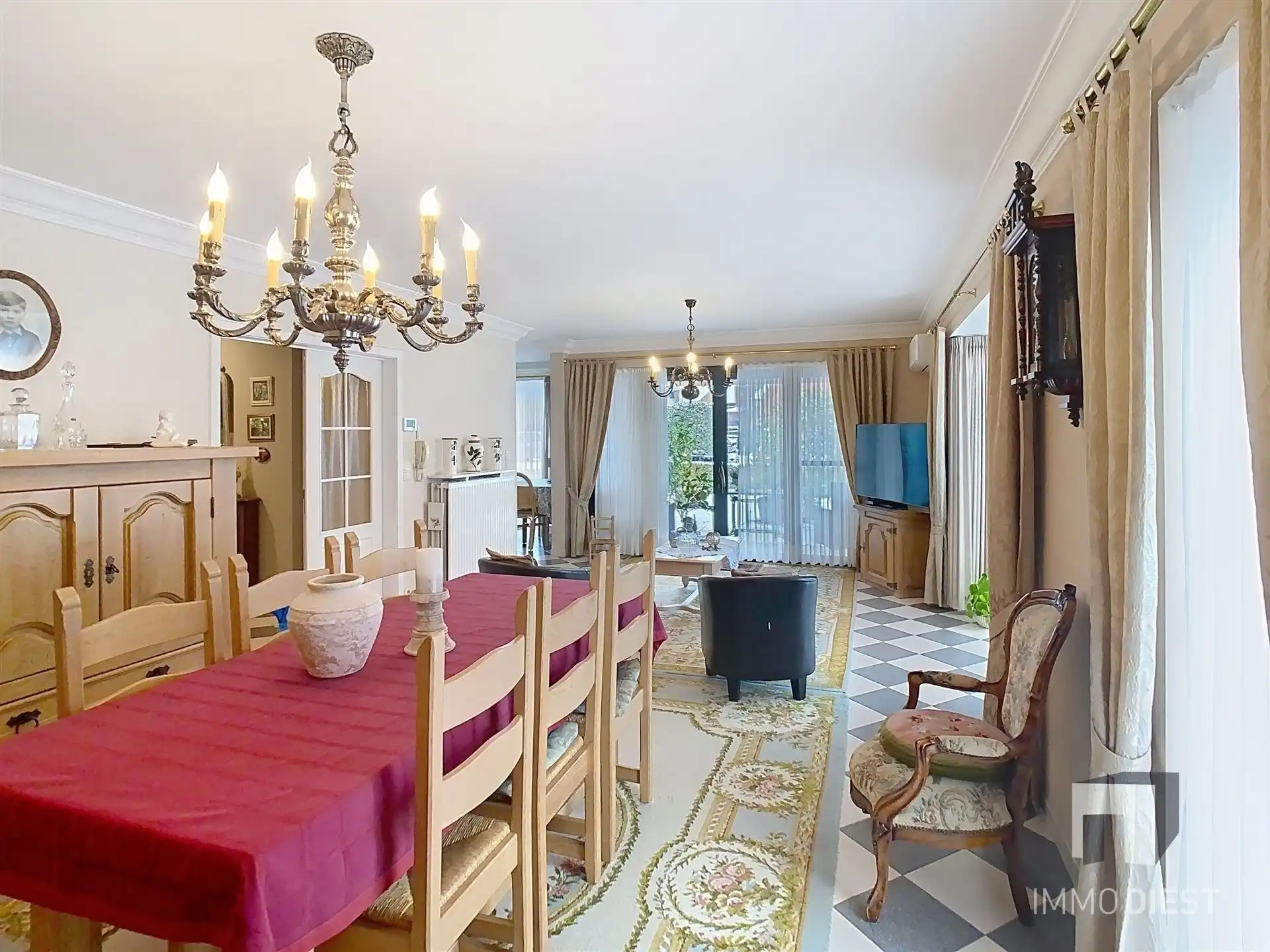 Topligging: gelijkvloers appartement mét garage en kelder foto 9