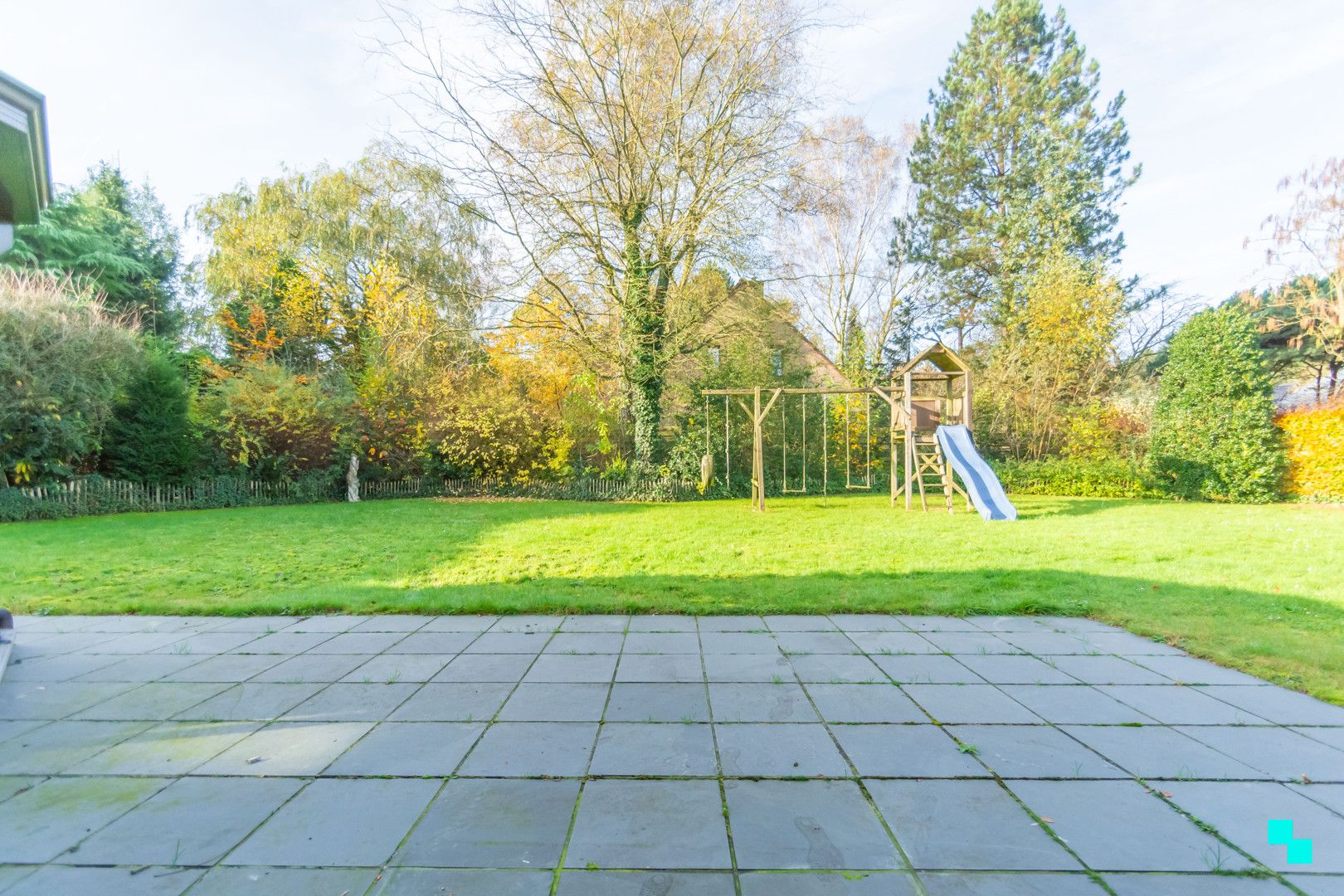 Statige villa in gegeerde wijk te Zwijnaarde foto 27