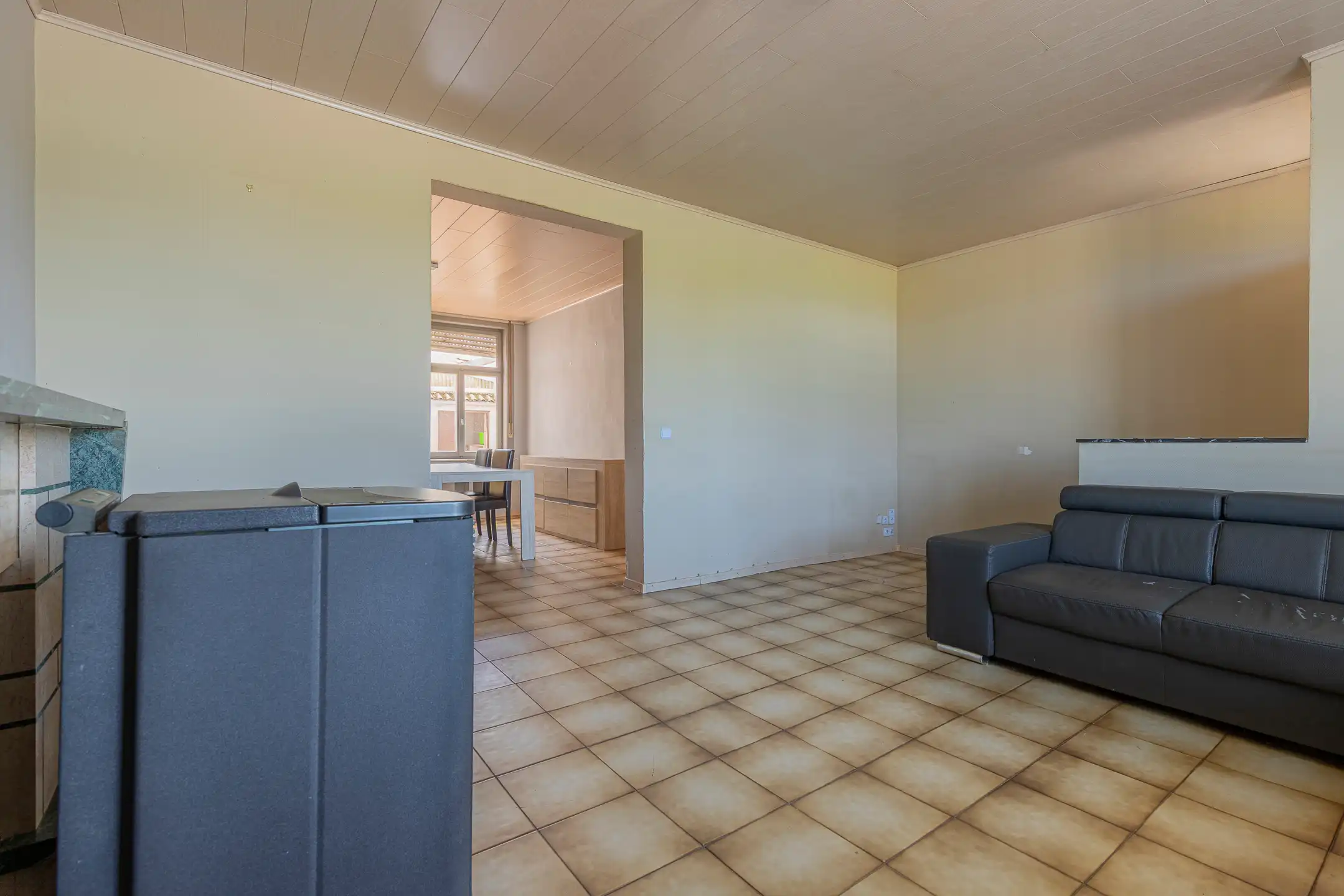 HAALTERT - Unieke renovatiekans op een groene locatie foto 5