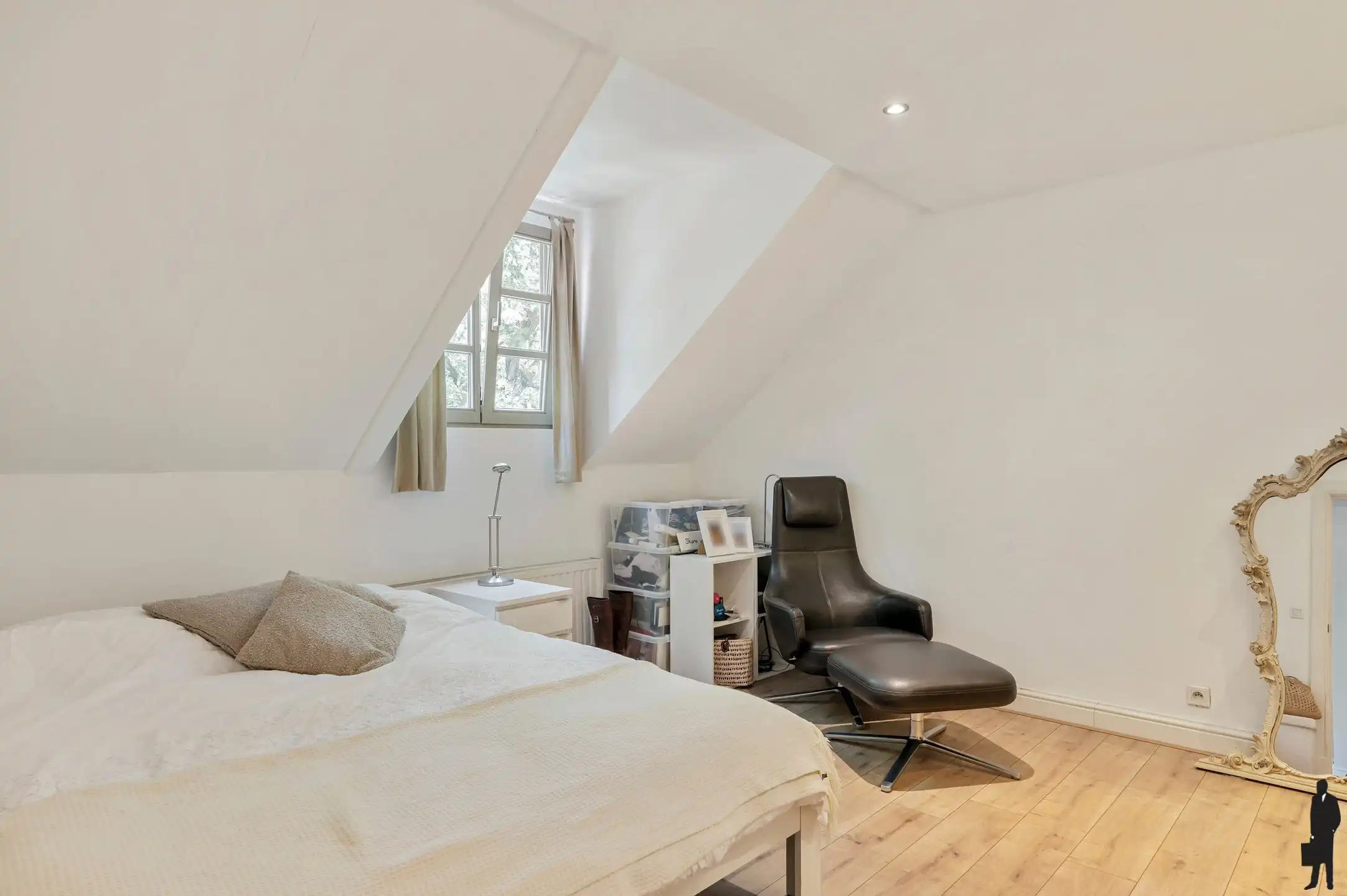 Instapklare hoogwaardig afgewerkte woning (BJ 2004) in het centrum van Brasschaat! foto 23