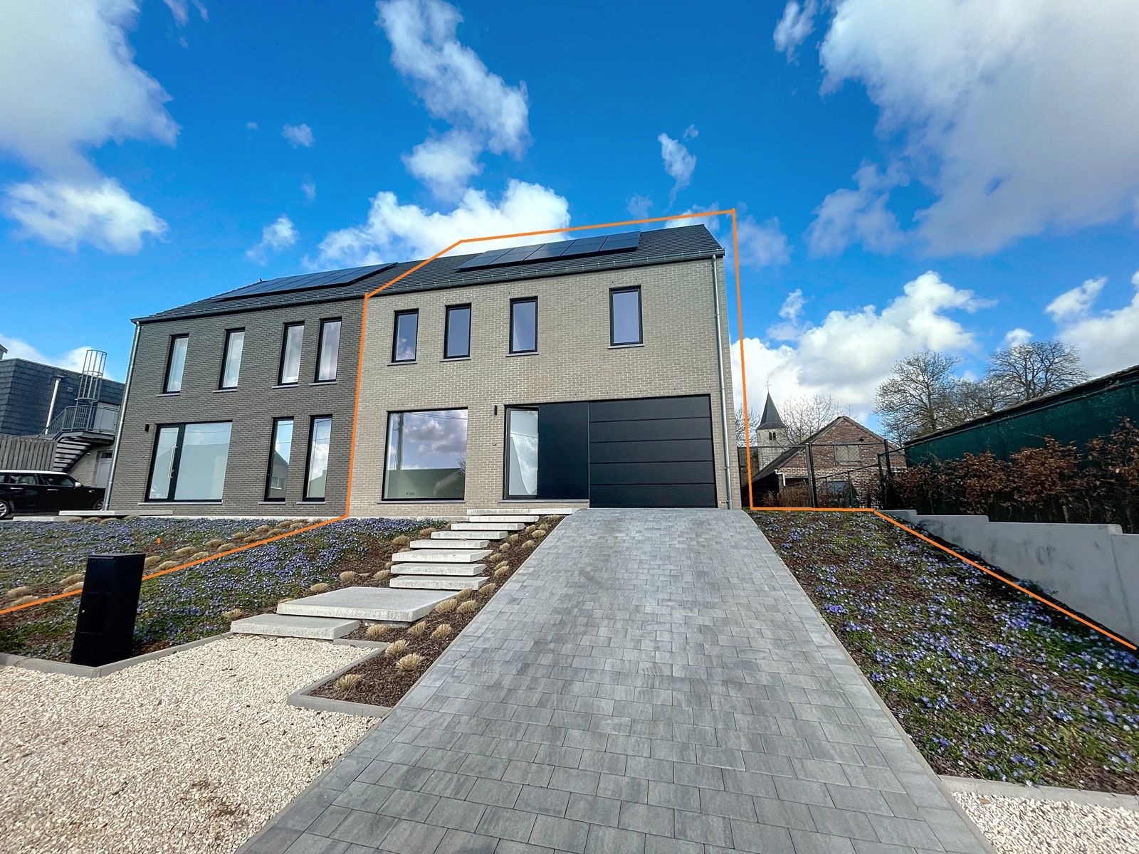  Nieuwbouw HOB met 4 slpks, garage en ruime tuin. foto {{pictureIndex}}