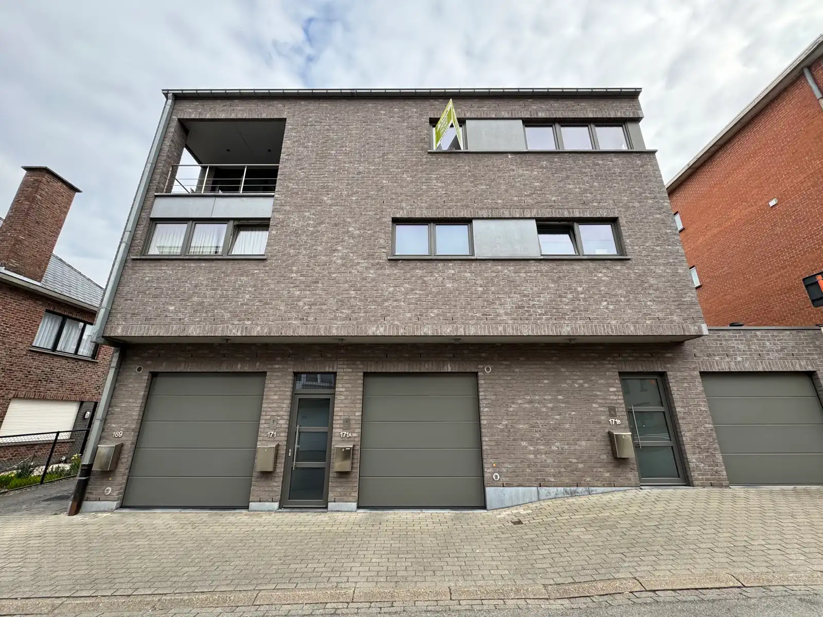 Recent duplex-appartement met 3 slaapkamers en garage foto 17