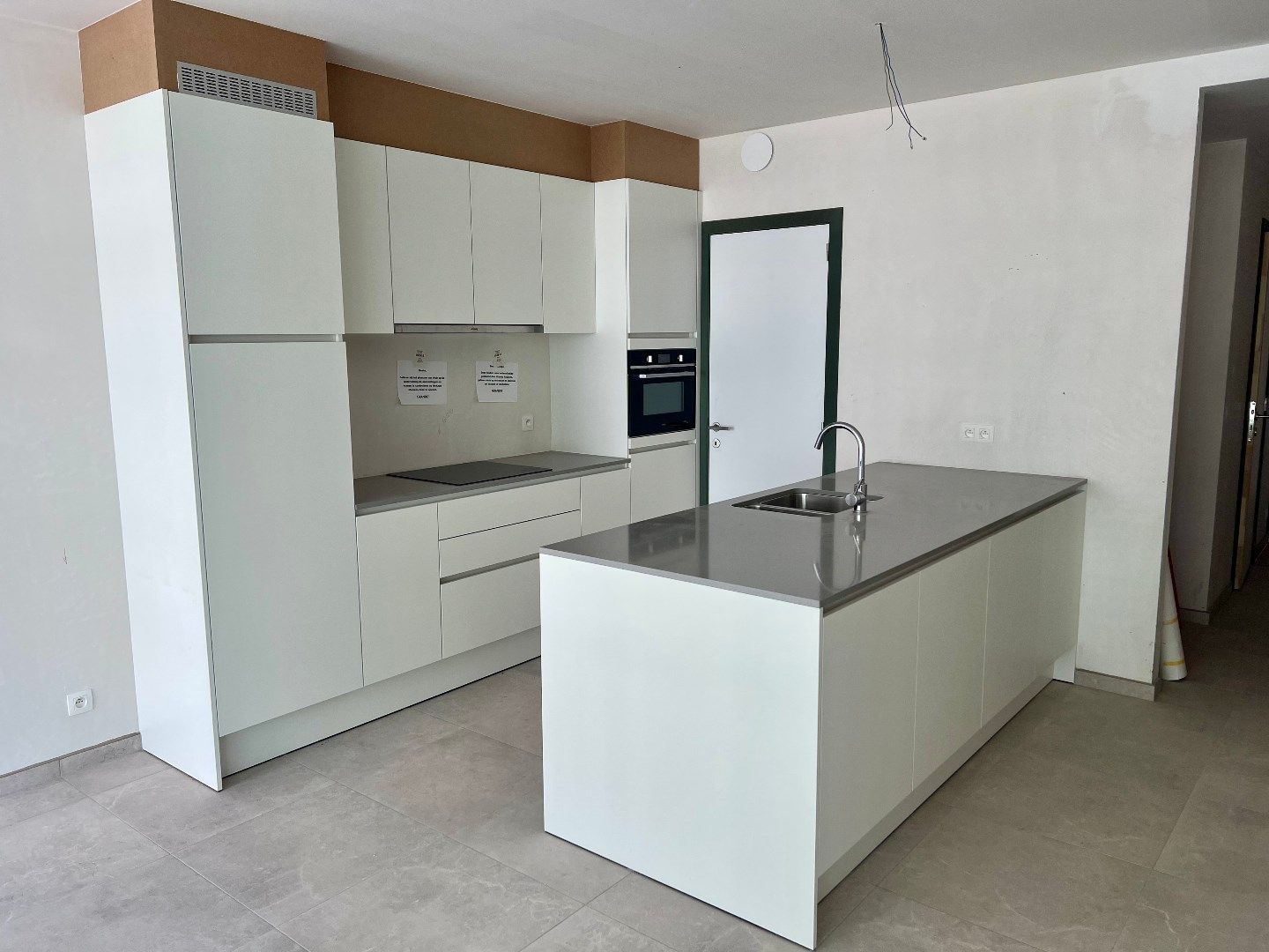 Nieuwbouwappartement met ruim terras foto 5