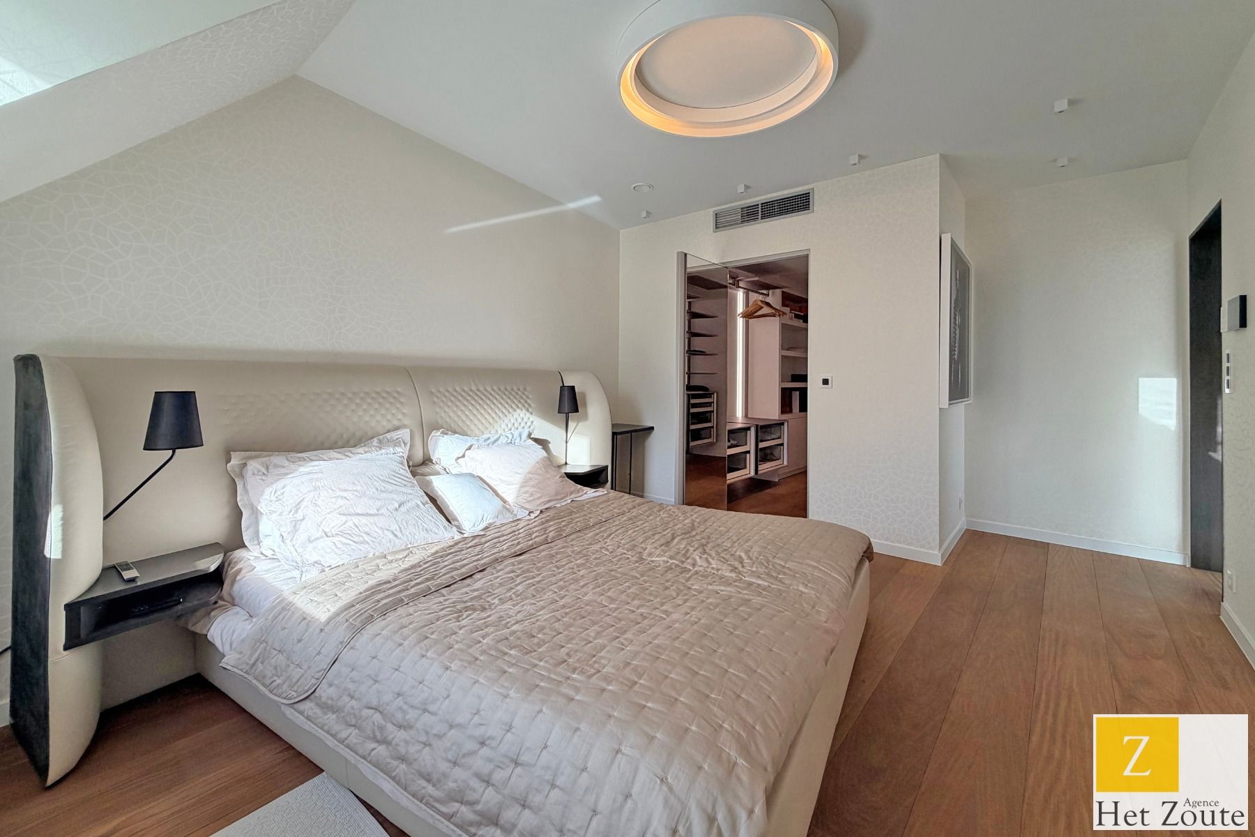 Uniek duplexappartement op enkele passen van de Zeedijk foto 7