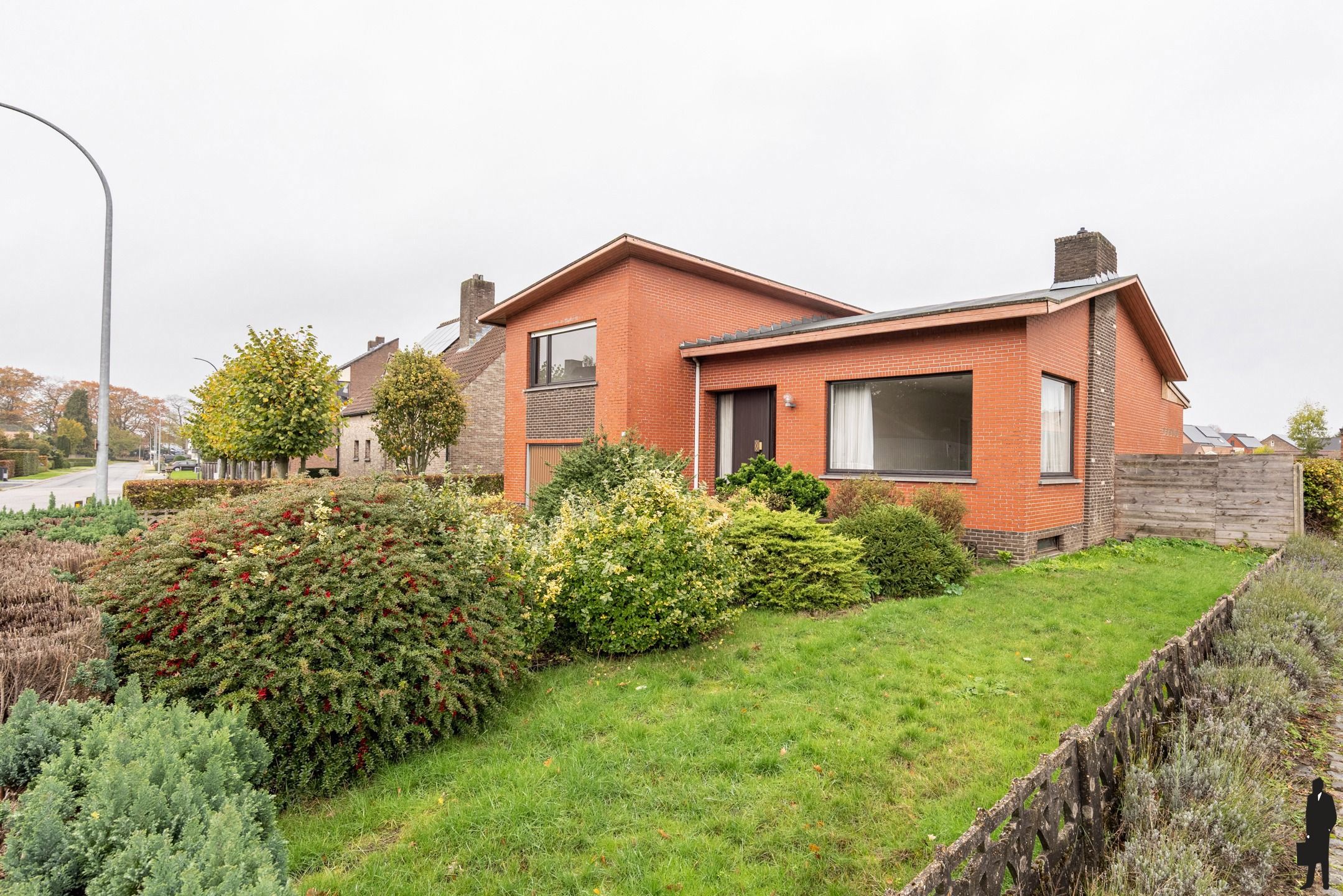 Karakteristieke split-level woning met 3 slpk. nabij park foto 2