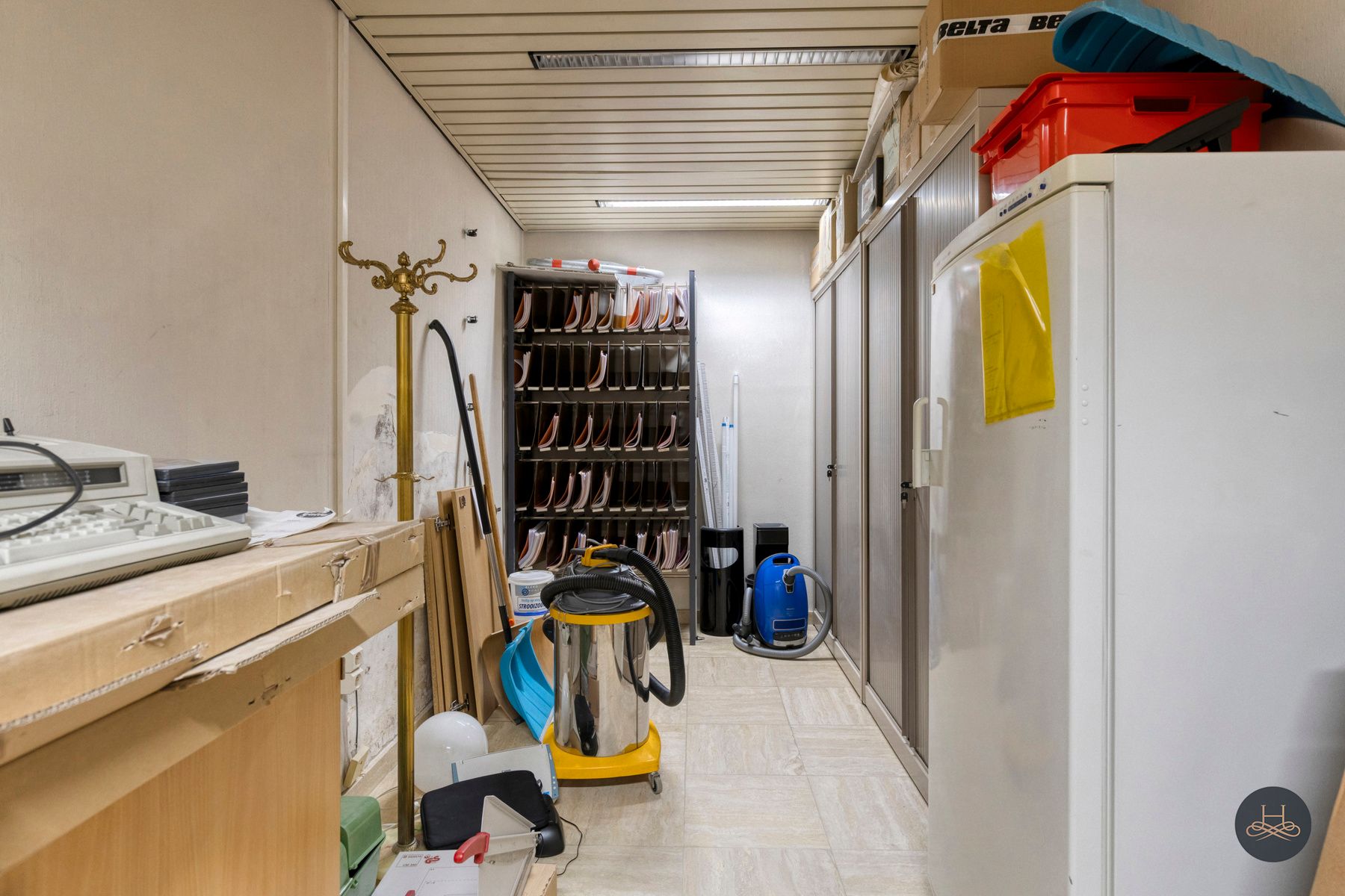 Gelijkvloerse commerciële kantoorruimte foto 17
