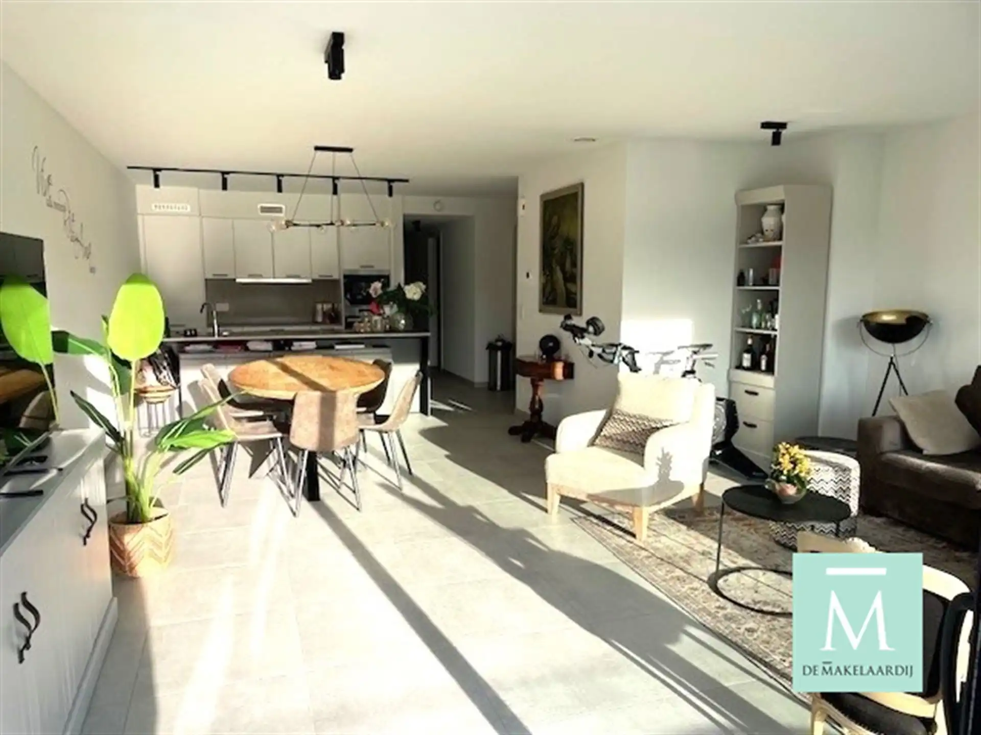 Eneregiezuinig appartement met 2 slaapkamers en terras foto 4