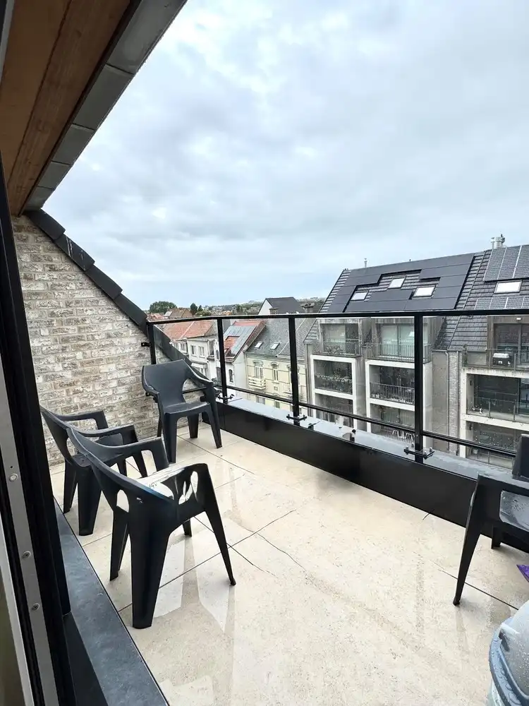 Appartement te huur foto 11