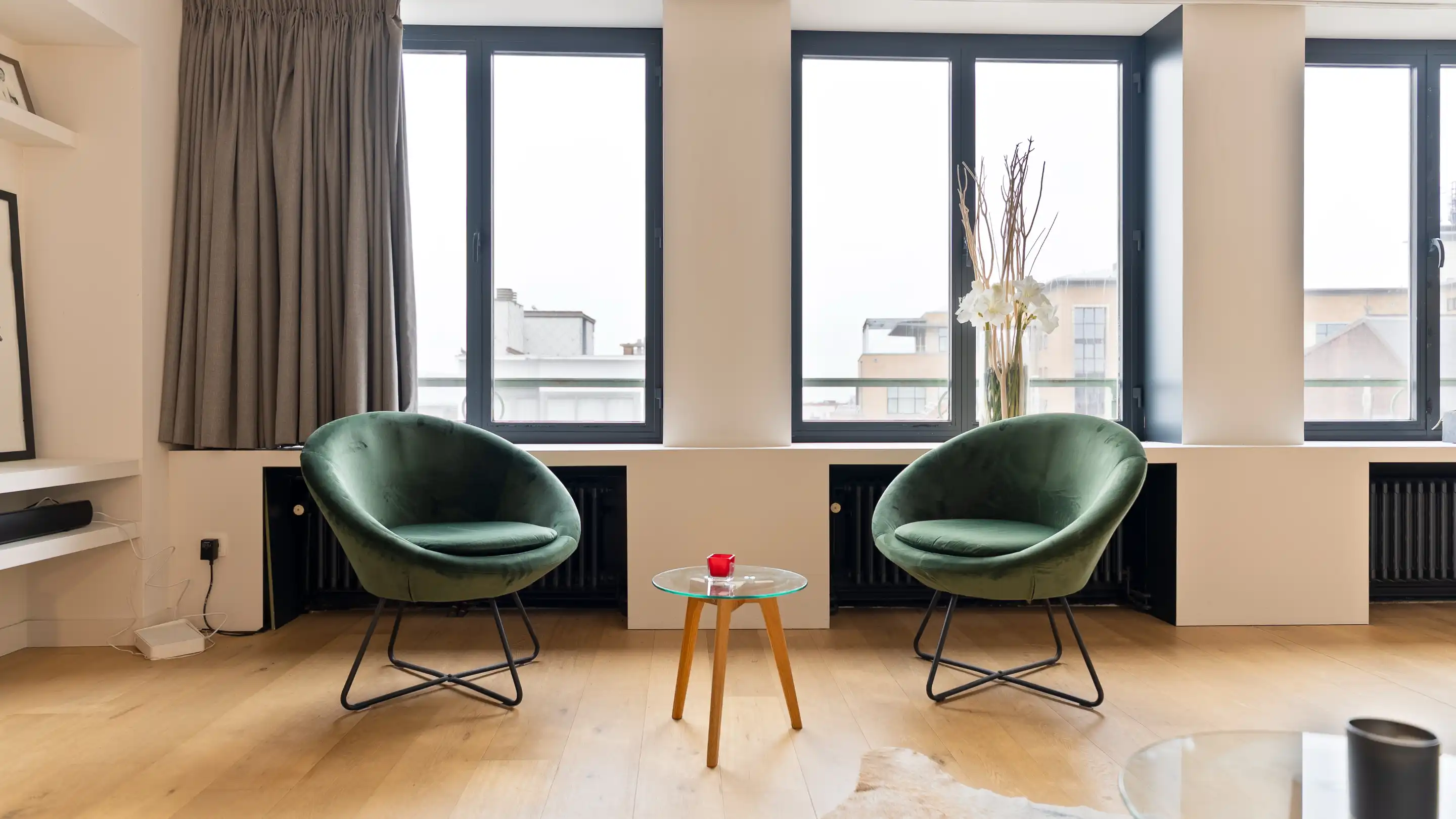 Karaktervol appartement met panoramisch zicht in hartje Kortrijk met garage foto 5
