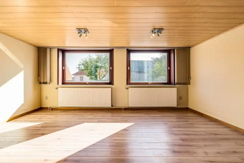 Op te frissen woning met perceel bouwgrond foto 10