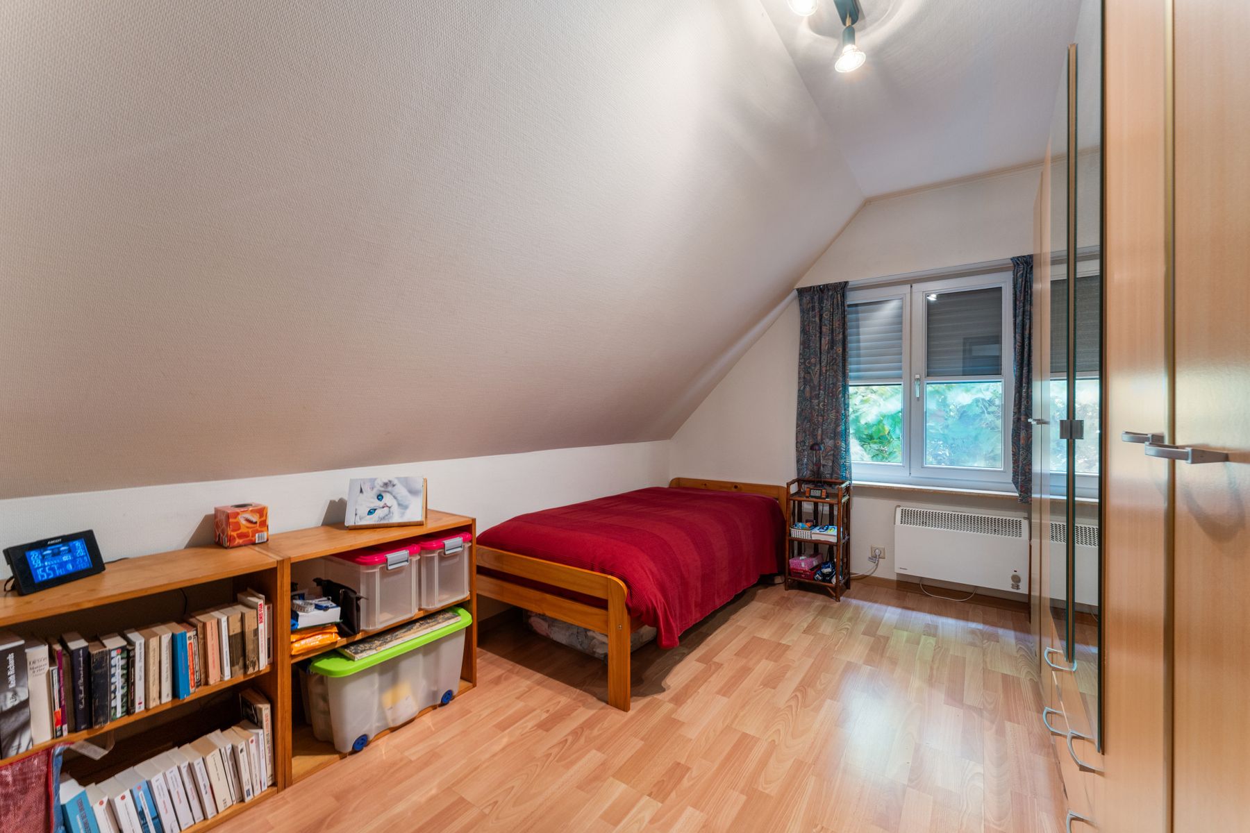 Vrijstaande woning met tuin op een rustige locatie foto 16