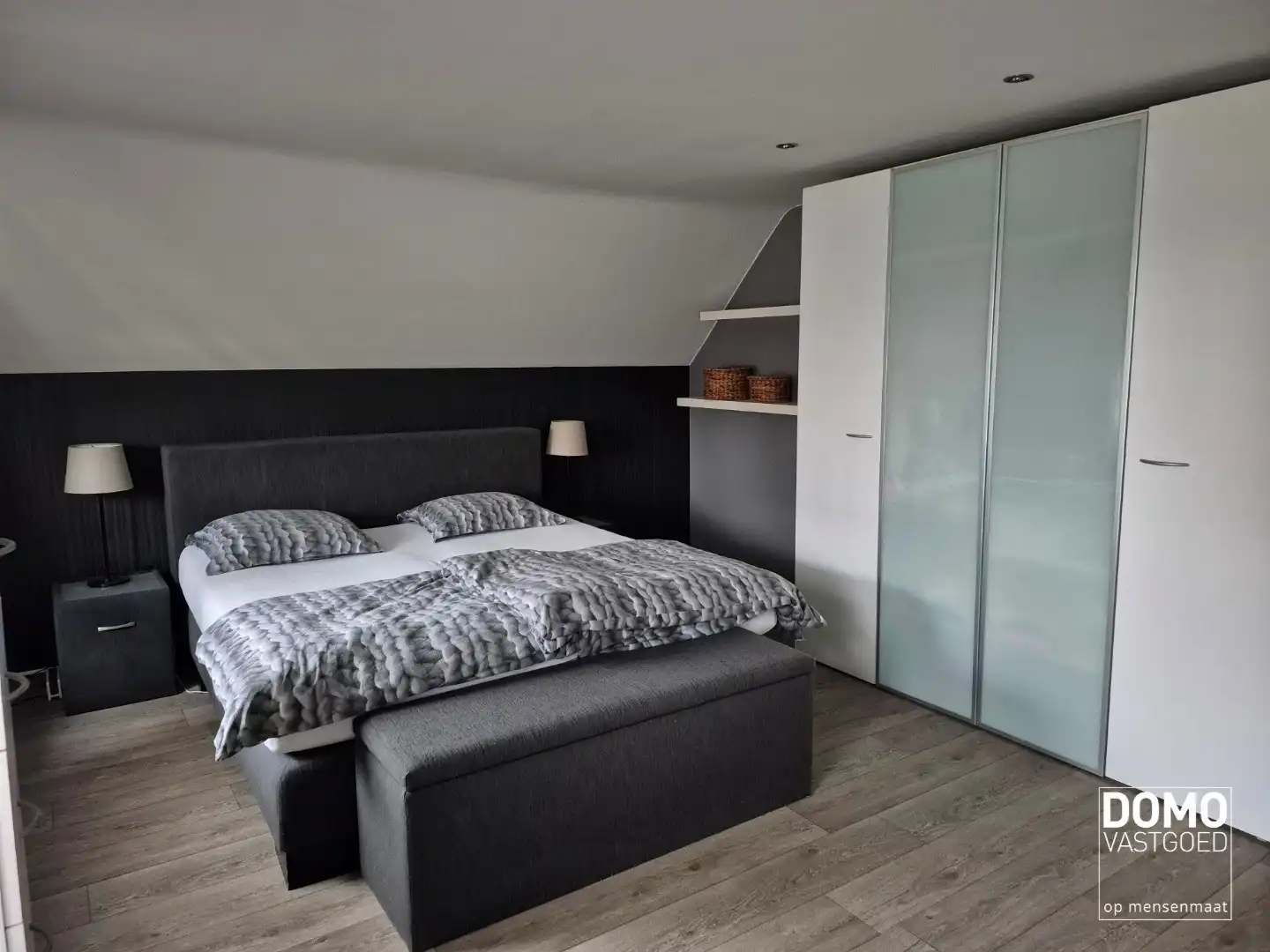 Warme gezinswoning met prachtige tuin in hartje Kortessem foto 8