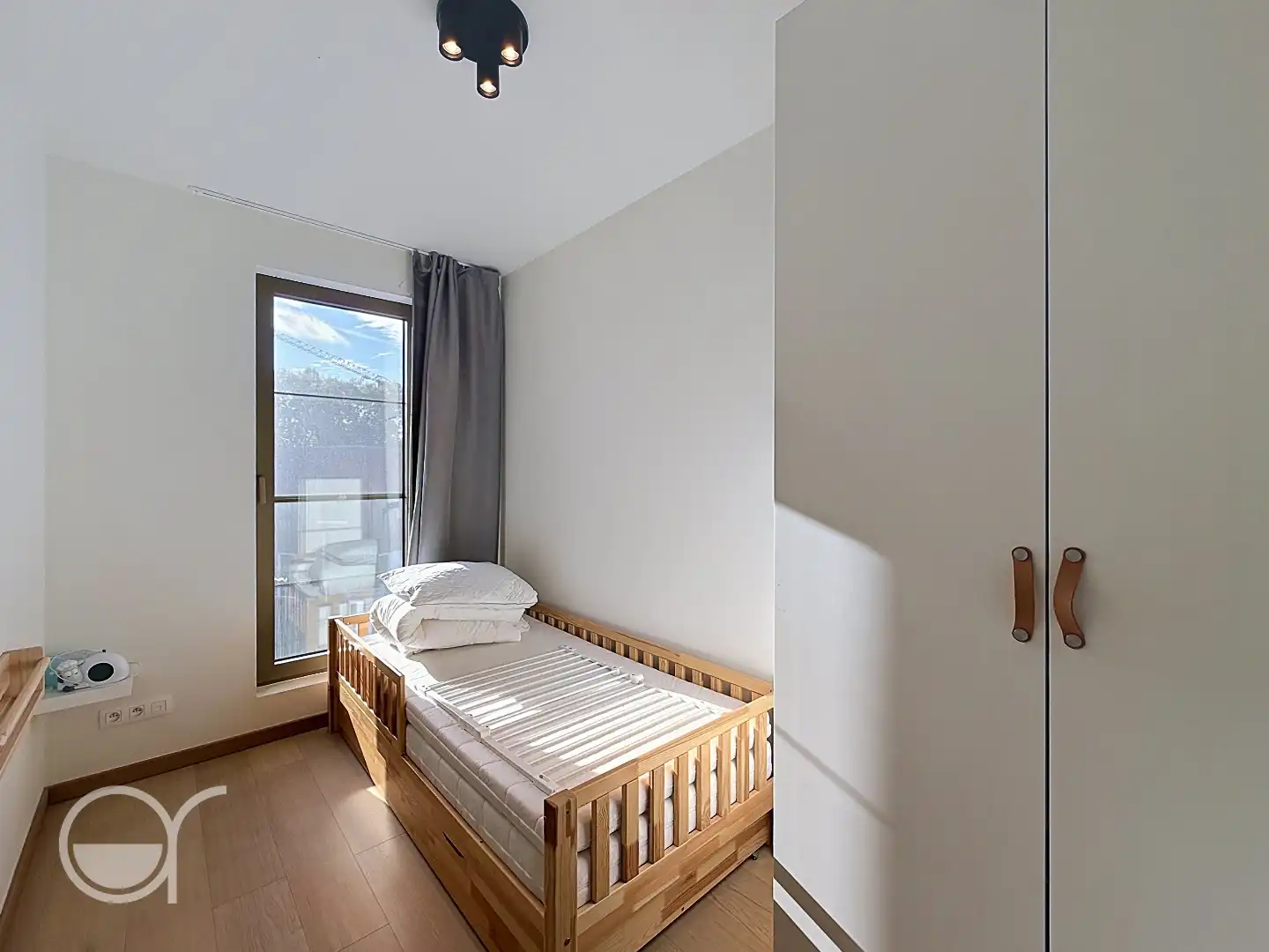 Recente, energiezuinige rijwoning met 3 slaapkamers en tuin vlakbij het UZ foto 8