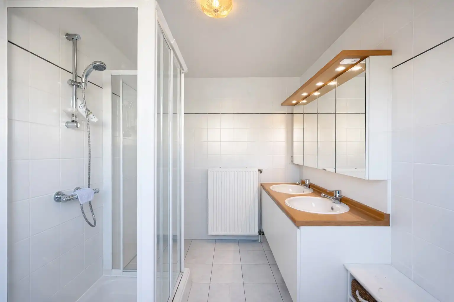 Grote woning met garage en tuin te Knokke  foto 22