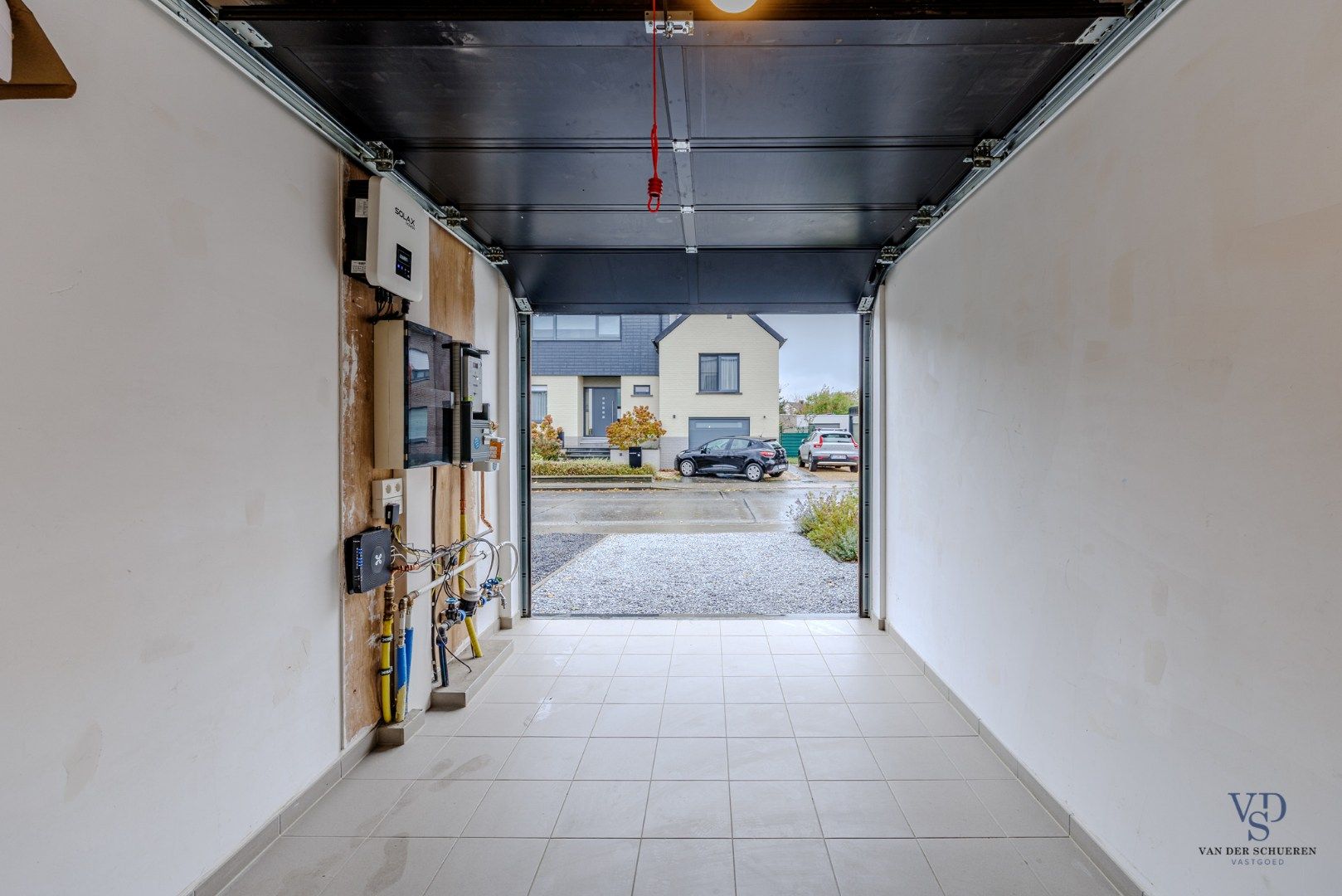 Recente, quasi-nieuwbouwwoning – instapklaar en energiezuinig (BEN) foto 30