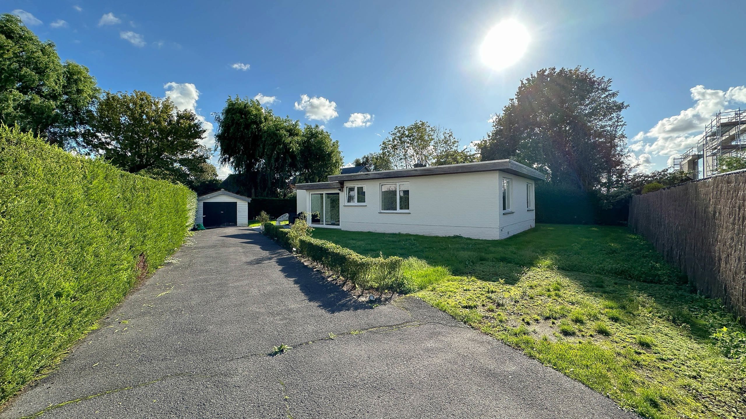 Bungalow/PROJECTGROND, terrein van 695m2, aan de Kragendijk. foto 1