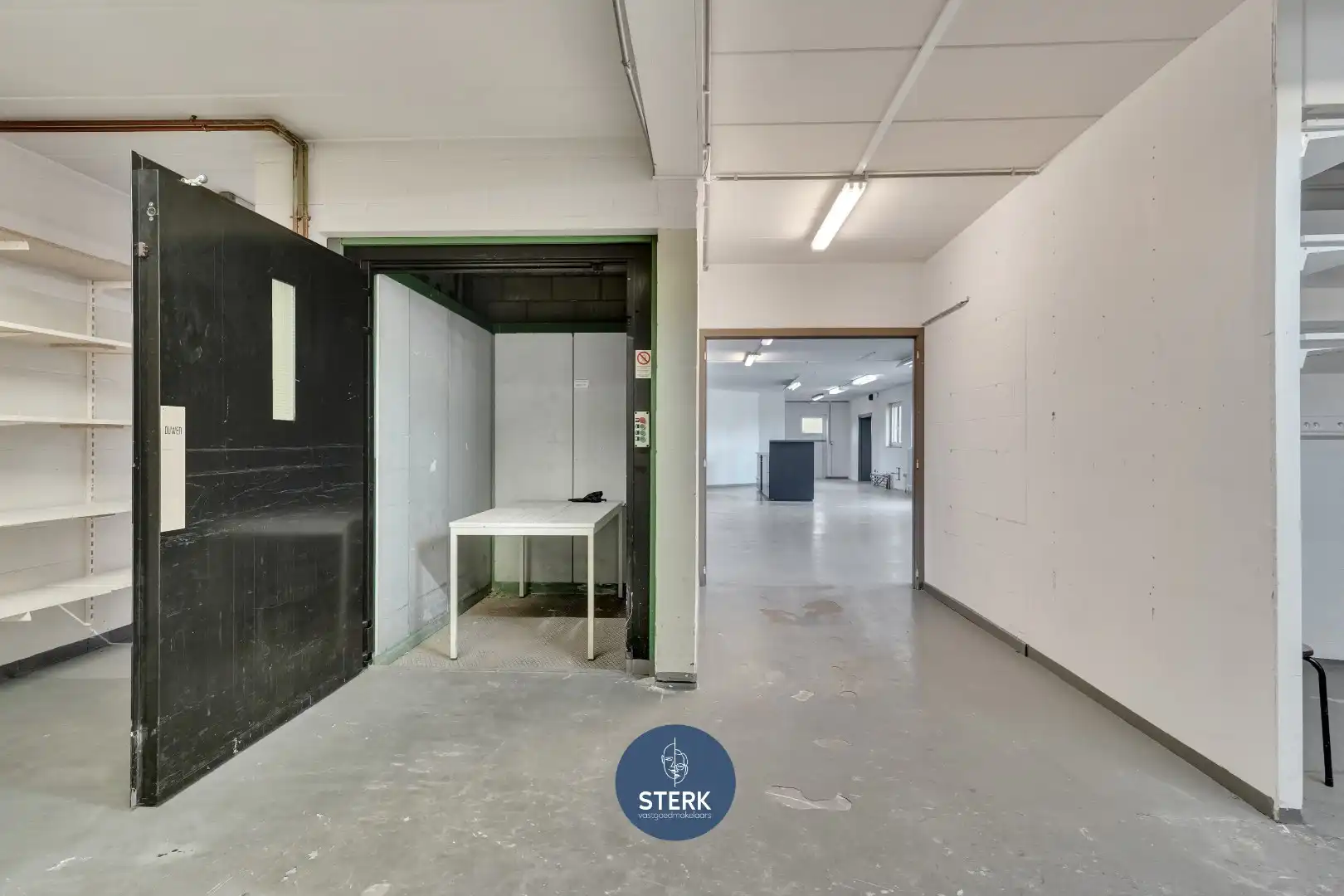 MULTIFUNCTIONEEL BEDRIJFSGEBOUW OP EEN ZICHTLOCATIE NABIJ MAASTRICHT !  foto 14
