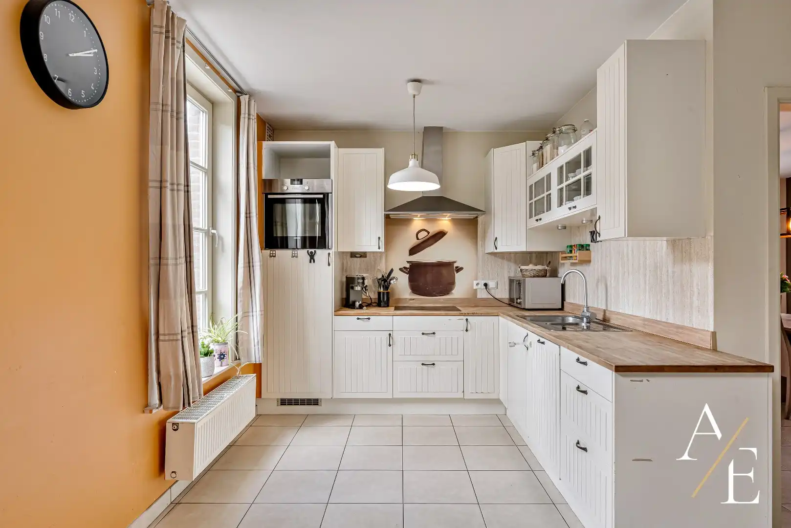 WETTEREN - Gezellige halfopen woning met 4 slpk en tuin! foto 5
