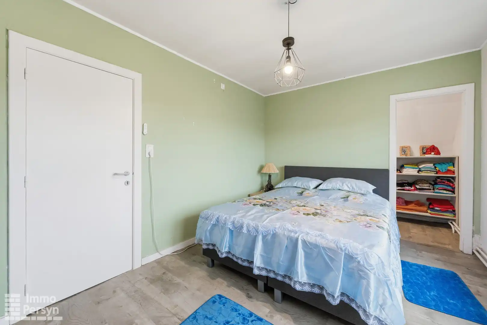 Charmante, gerenoveerde woning met carport en tuin foto 15