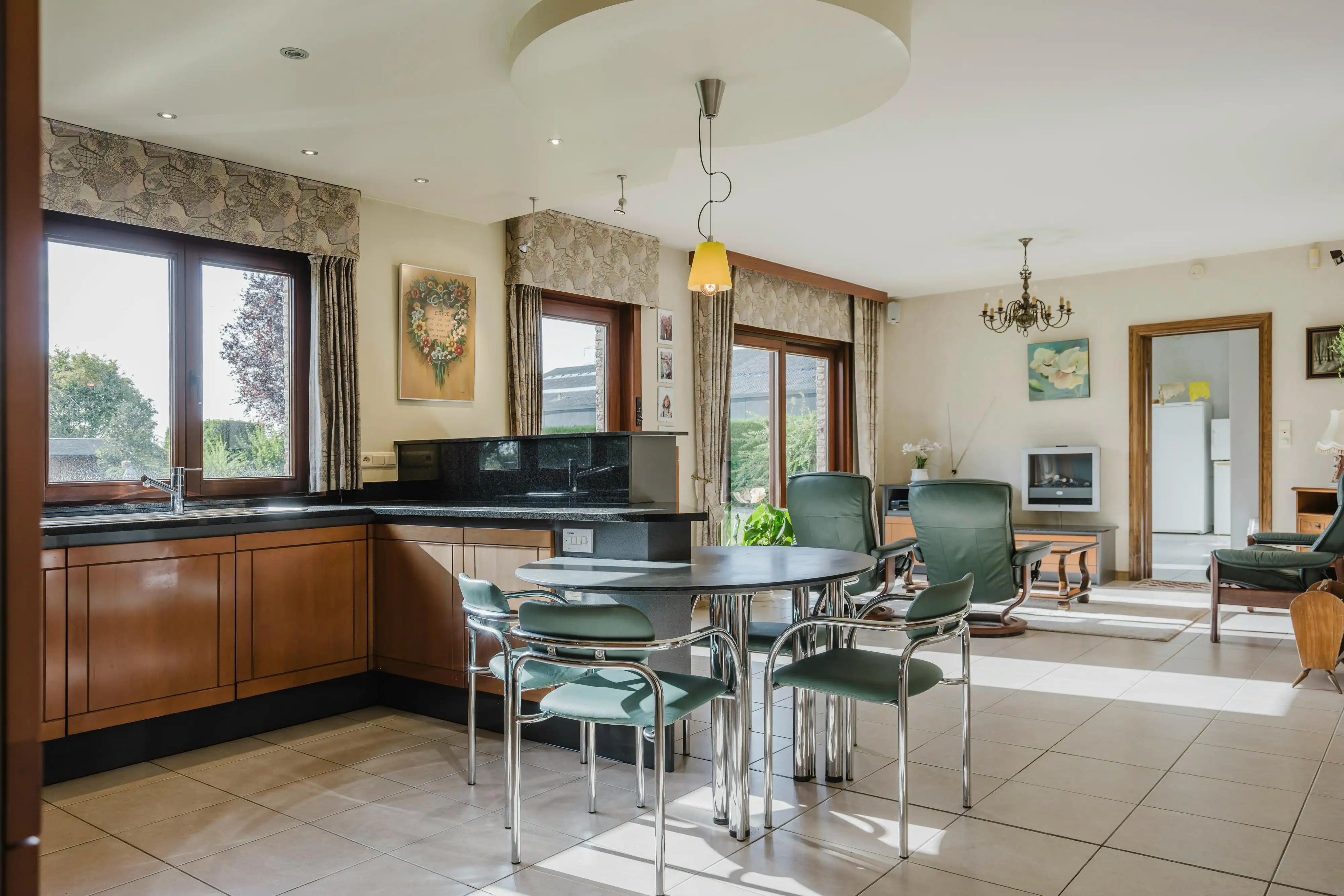 Riante villa op een perceel van 2641m² in Otegem foto 12