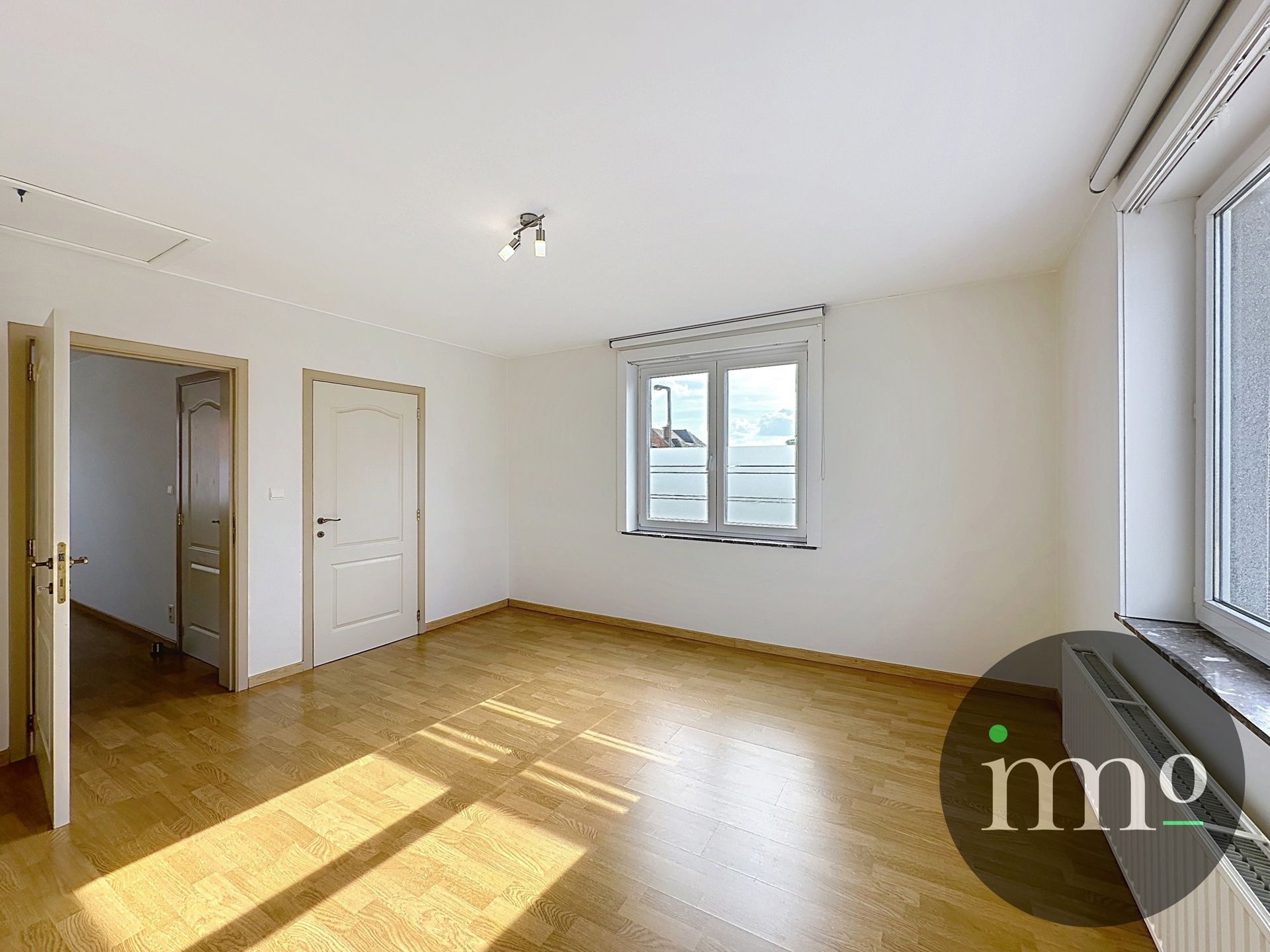 Instapklare woning met grote garage voor hobbyisten foto 12