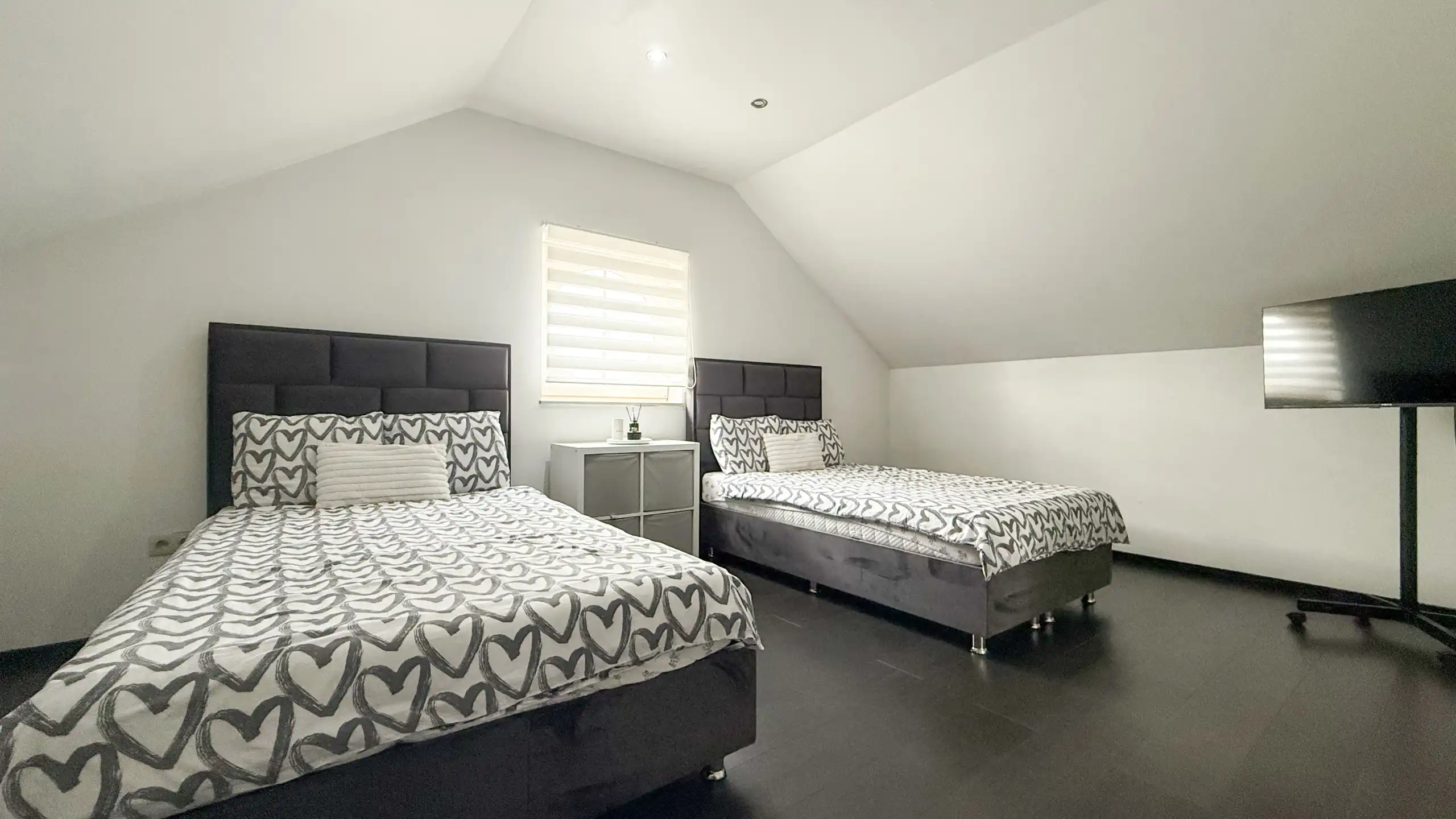 Exclusieve villa met luxueuze leefruimte en 7slpk + veranda! foto 43