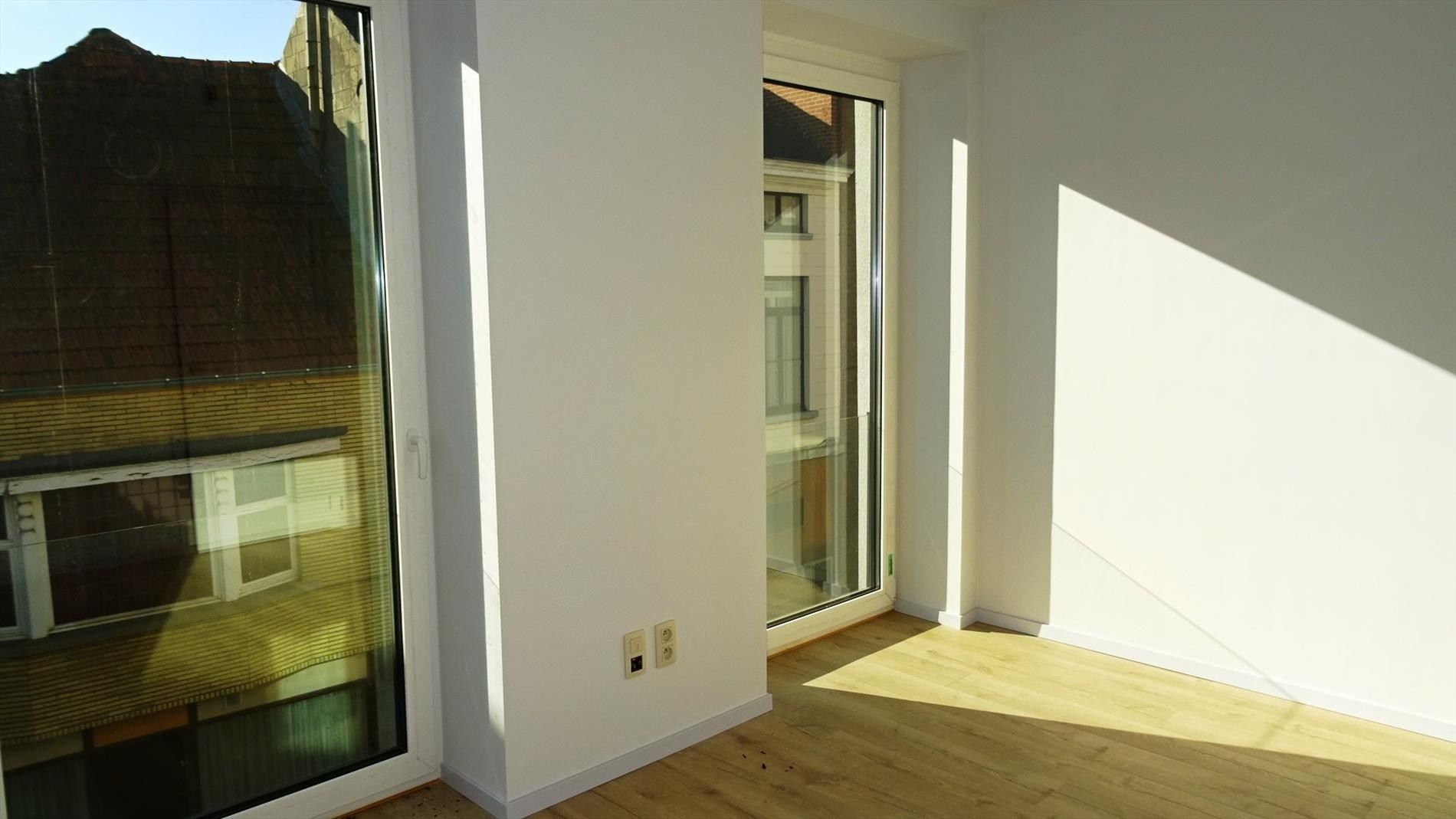 Moderne bel-etage woning zeer goed gelegen in centrum foto 4