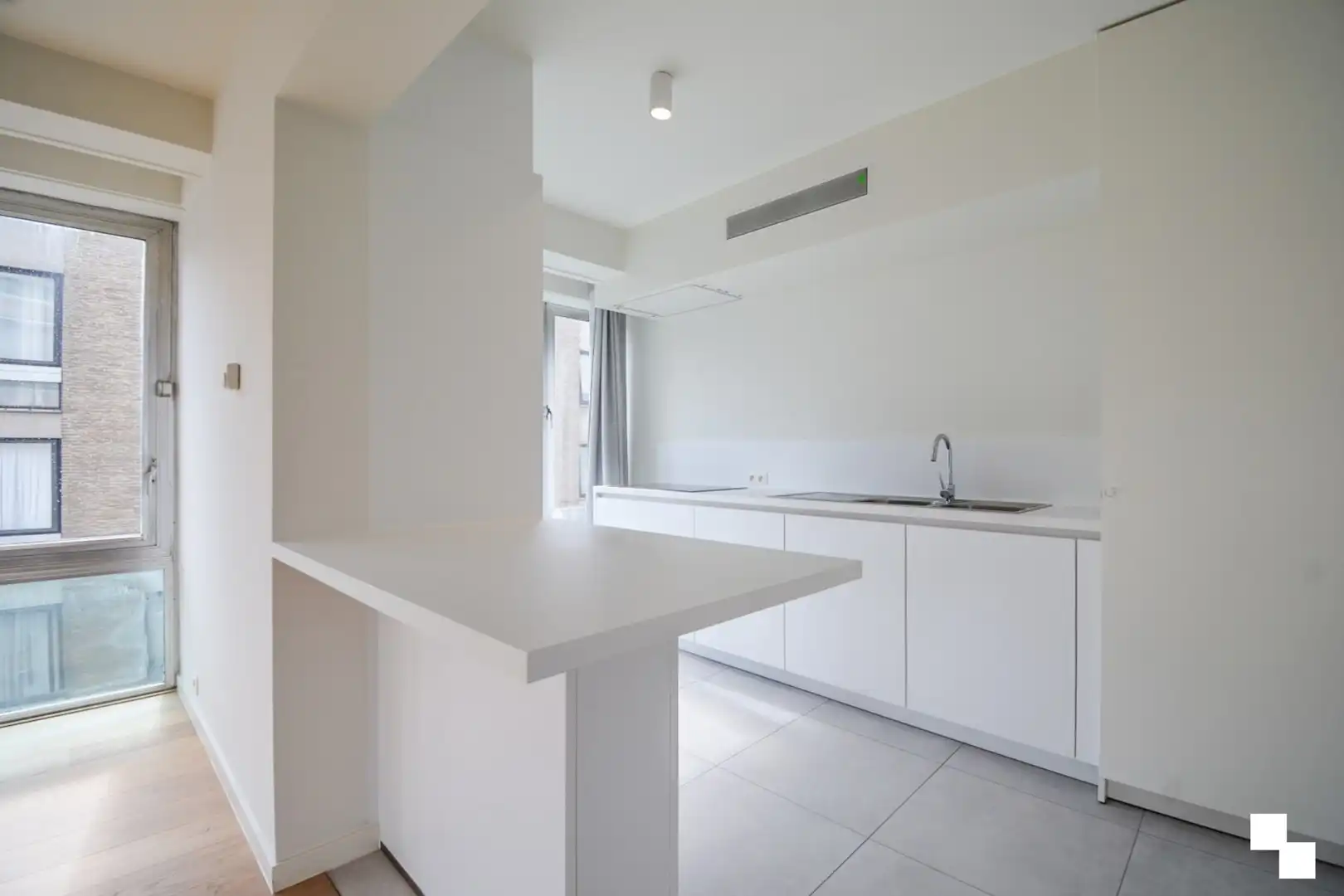 Ruim en modern appartement in het centrum - Roeselare foto 6