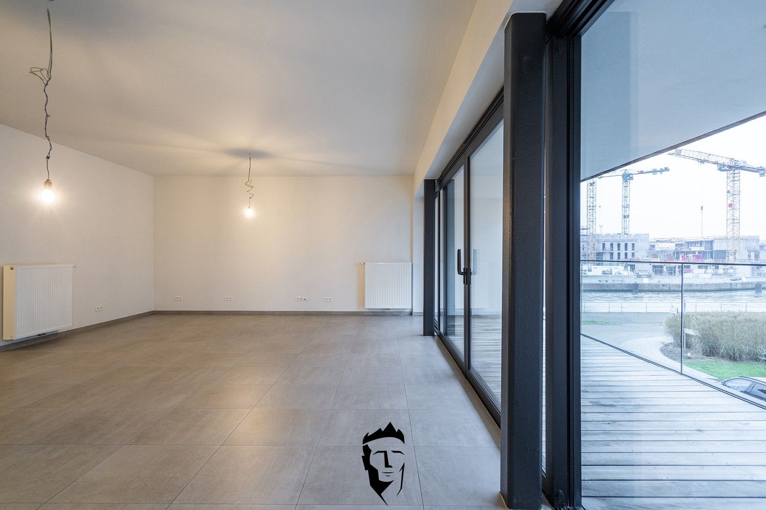 63M² AAN BUITENRUIMTE foto 3