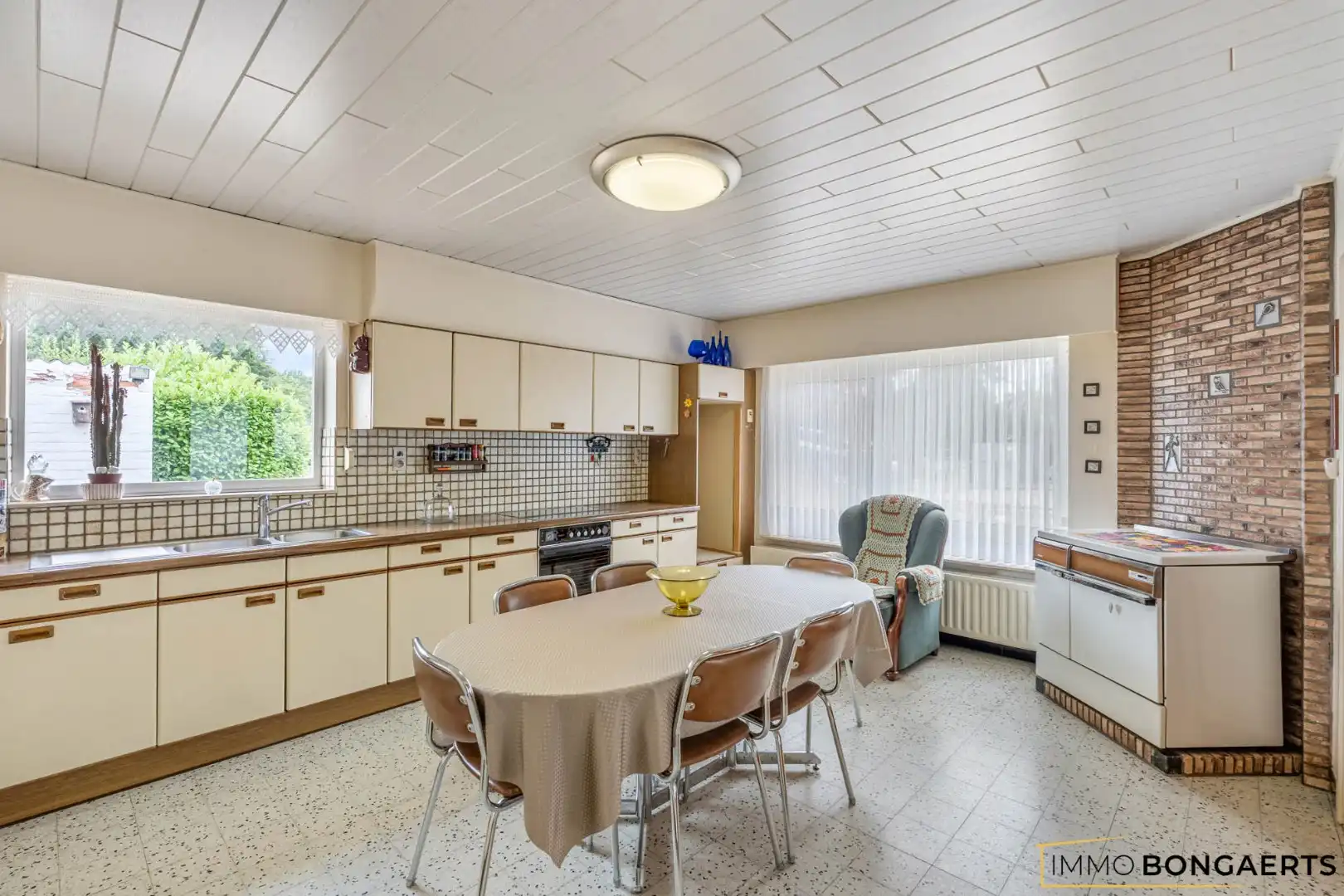 Vrijstaande woning met 3 slaapkamers foto 10