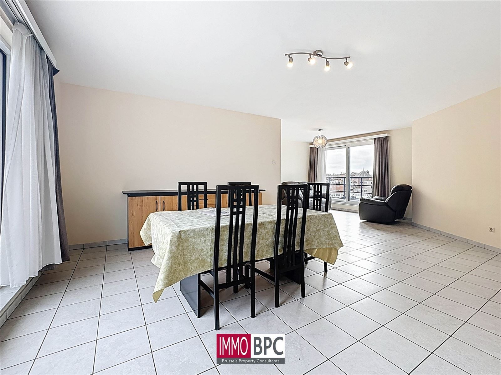 Prachtig en Ruim Penthouse van 116m²  met Terras 53m² en 8m²  foto 8