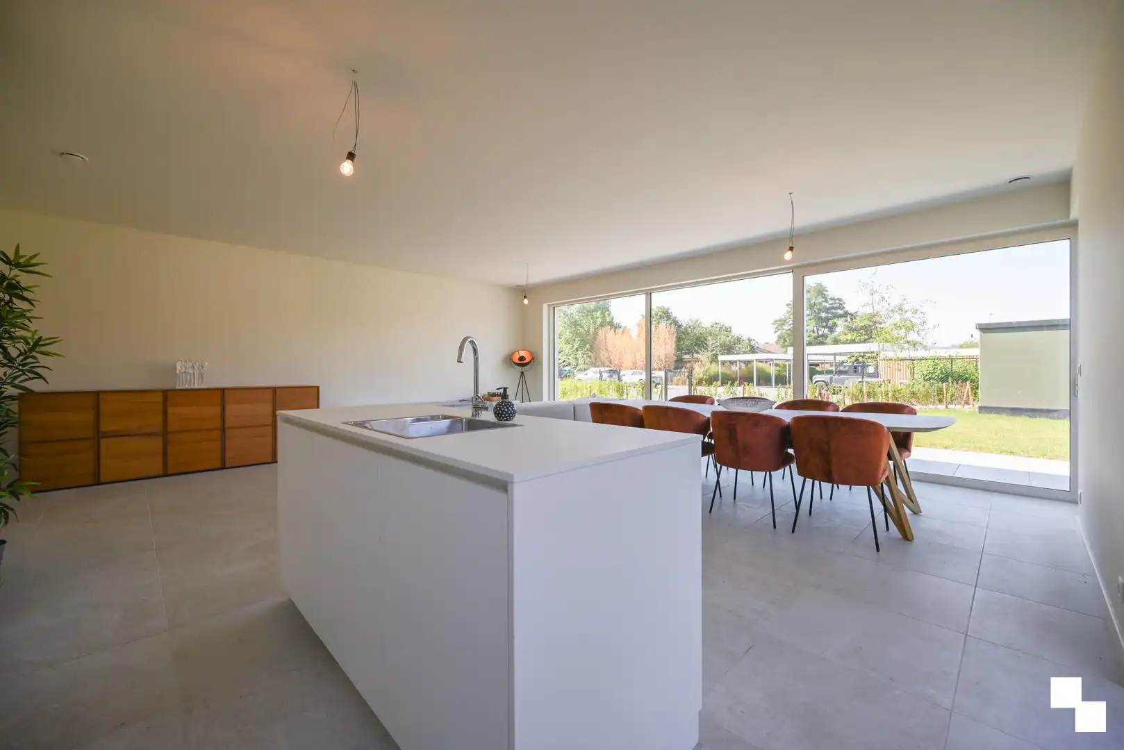 Gelijkvloers appartement met zonnige tuin te Ingelmunster foto 9