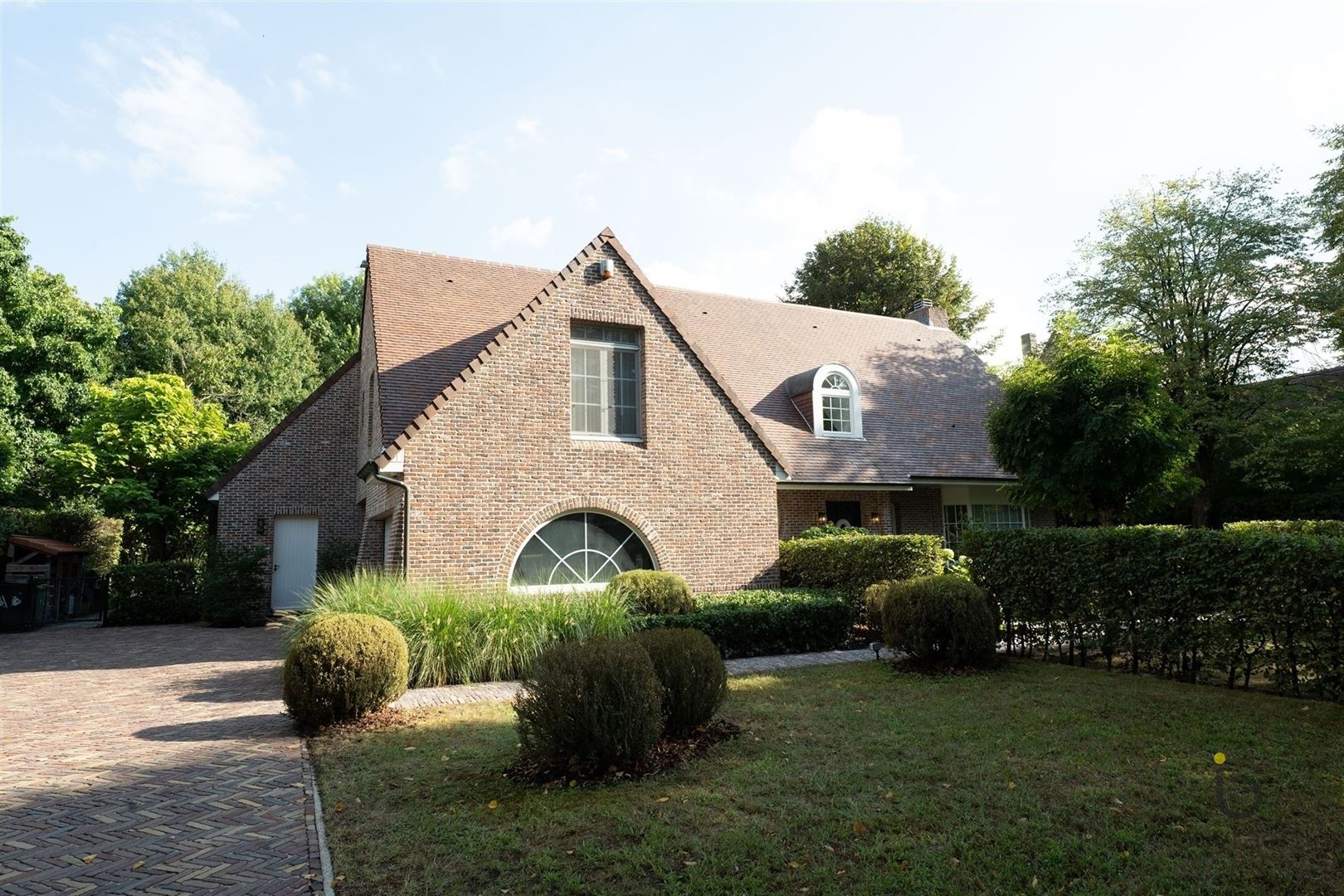 EXCLUSIEF: stijlvolle villa met een tijdloze inrichting op een toplocatie te Schilde! foto 100