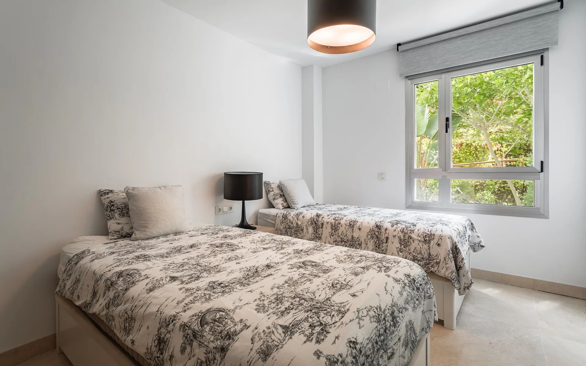 Exclusief wonen met panoramisch uitzicht: luxe appartement in Benahavis foto 8