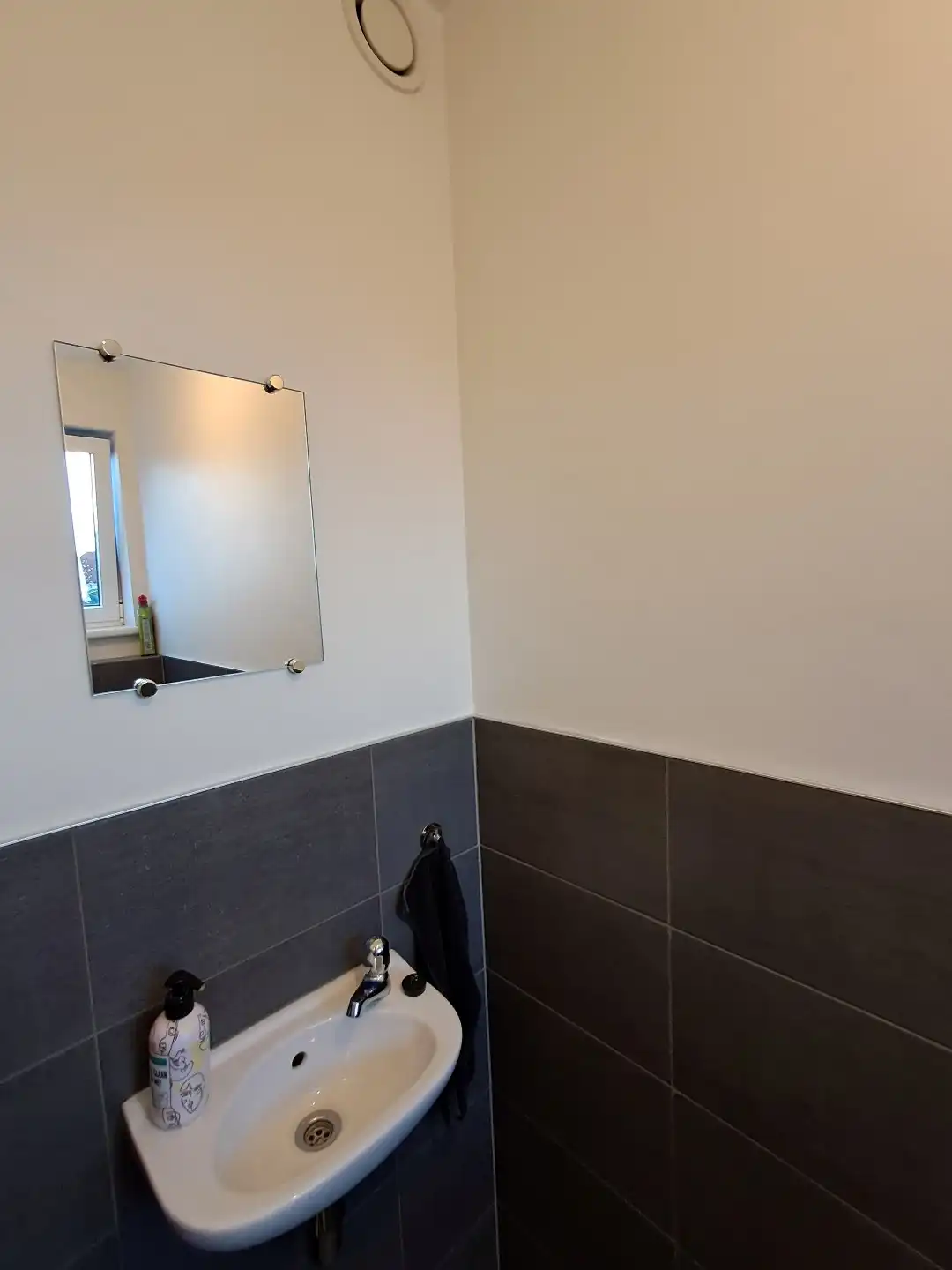 Instapklaar appartement te huur in het centrum van Wingene! foto 19