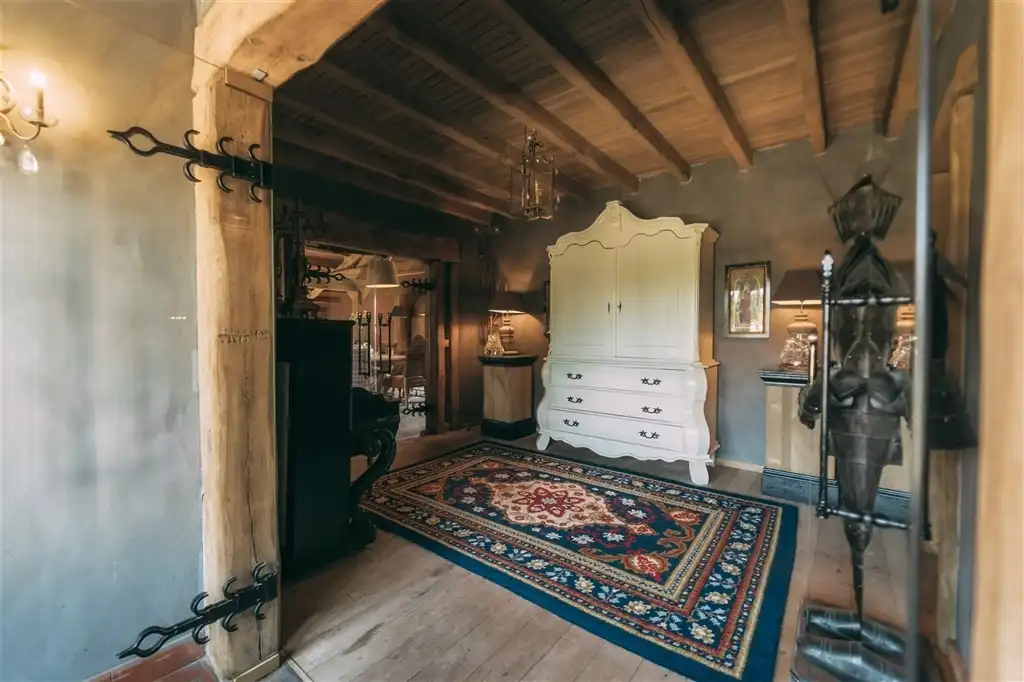 Magazijn met woning en uitbreidingsmogelijkheden foto 12