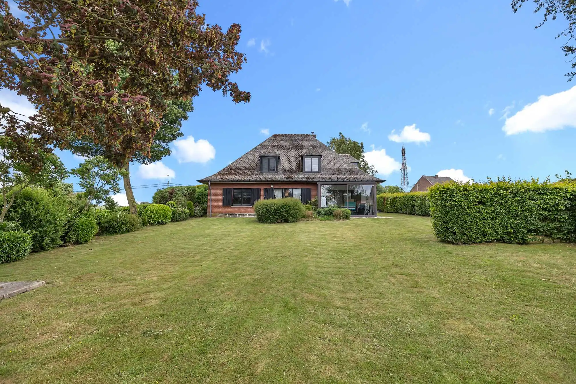 Villa met 5 slpks op toplocatie! foto 2